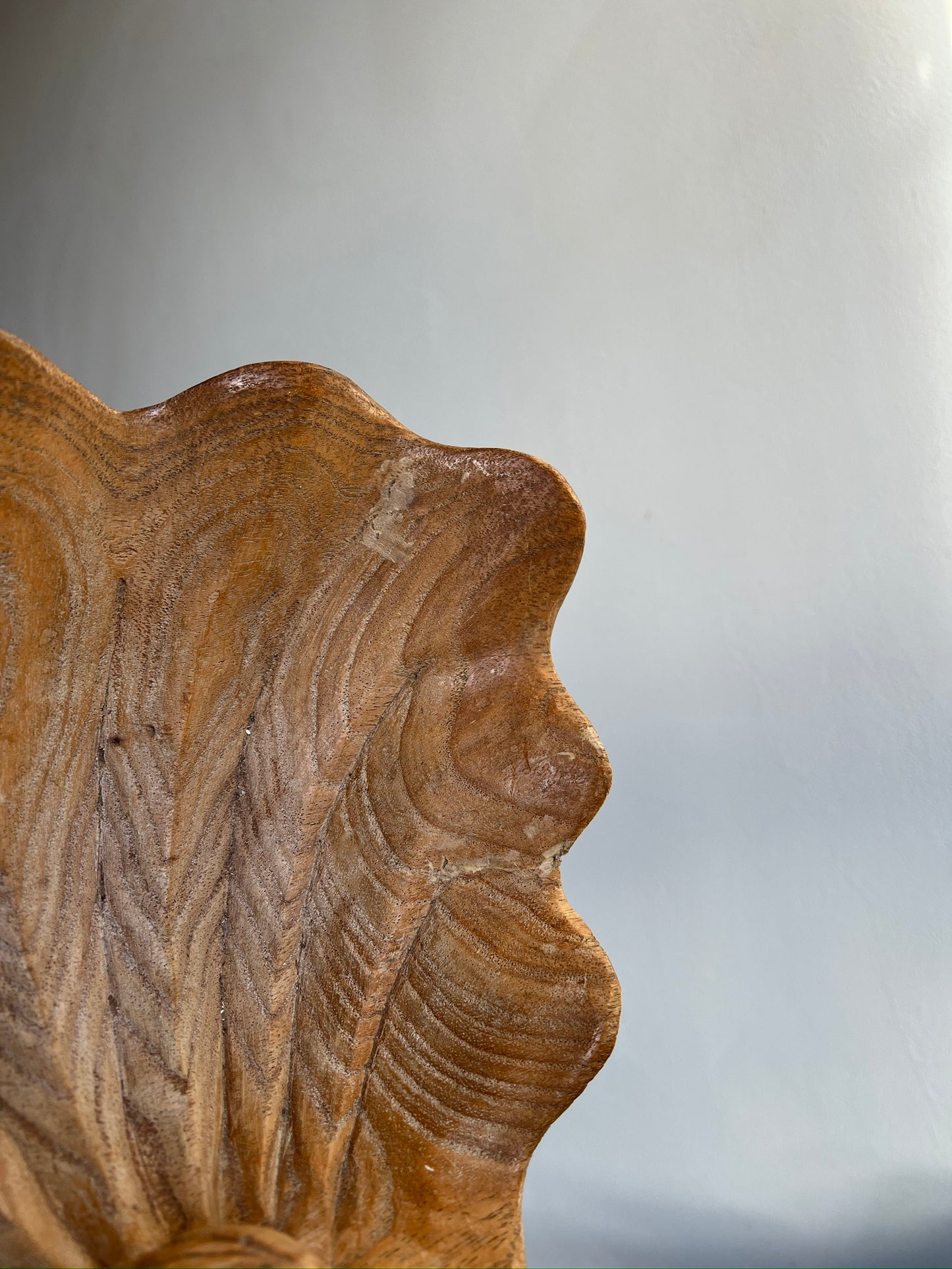 WOODEN SHELL DECORATIVE BOWL