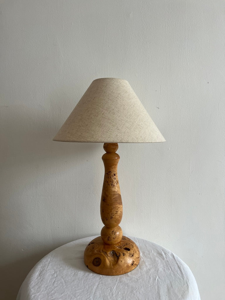 WOODEN TABLE LAMP WITH LINEN SHADE
