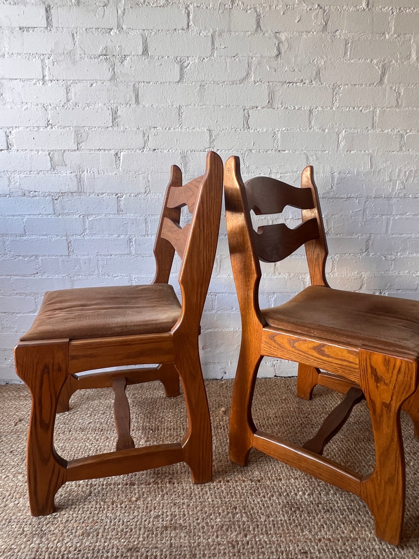 SET OF SIZE OAK & BROWN VELVET DINING CHAIRS