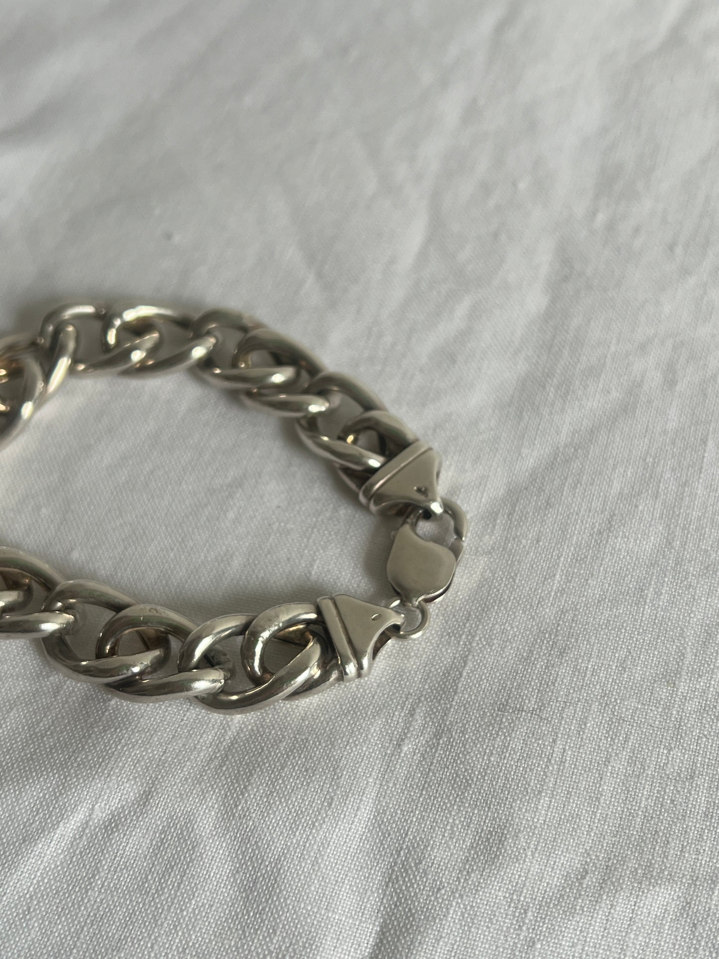 UNISEX ITALIAN SILVER HOLLOW CHUNKY CURB BRACELET