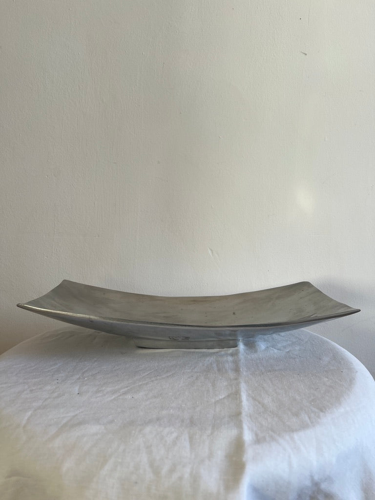 CHROME CURVED DISH WITH CHECKED PATTERN