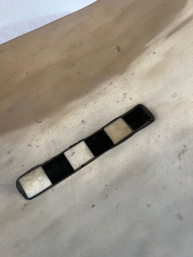 CHROME CURVED DISH WITH CHECKED PATTERN