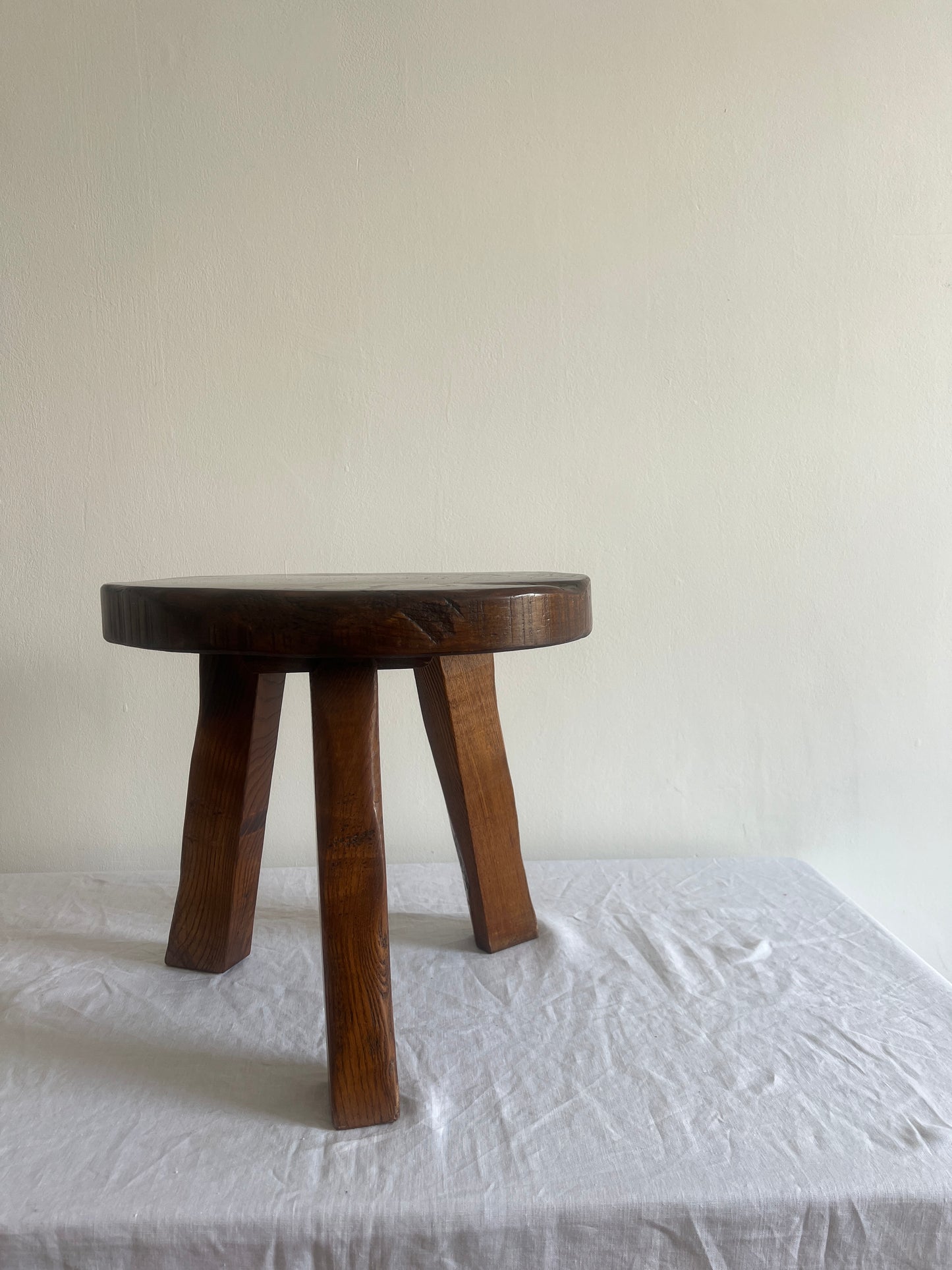Tripod wooden sturdy stool