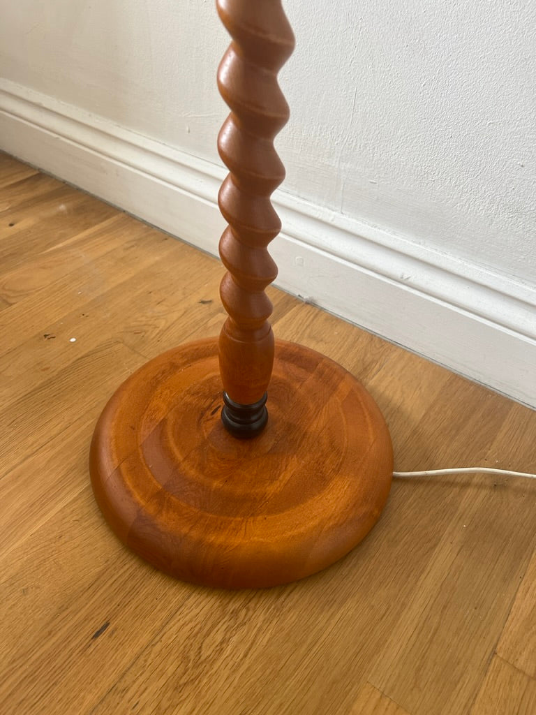 Barley twist floor lamp with scallop shade