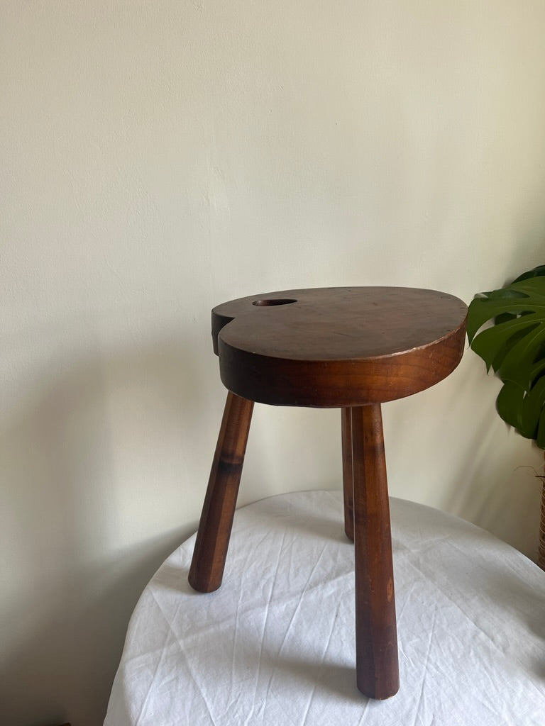 French art palette heart shaped wooden tripod stool