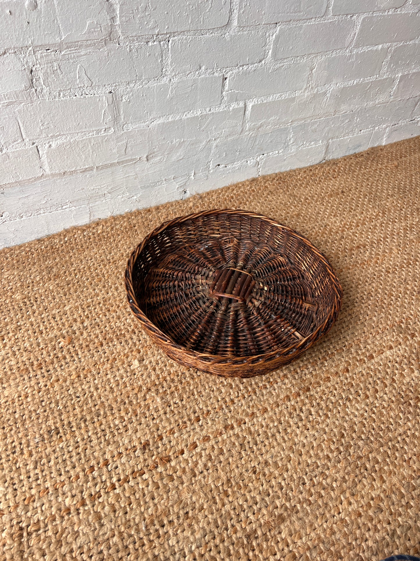 WOVEN WICKER FRUIT BASKET