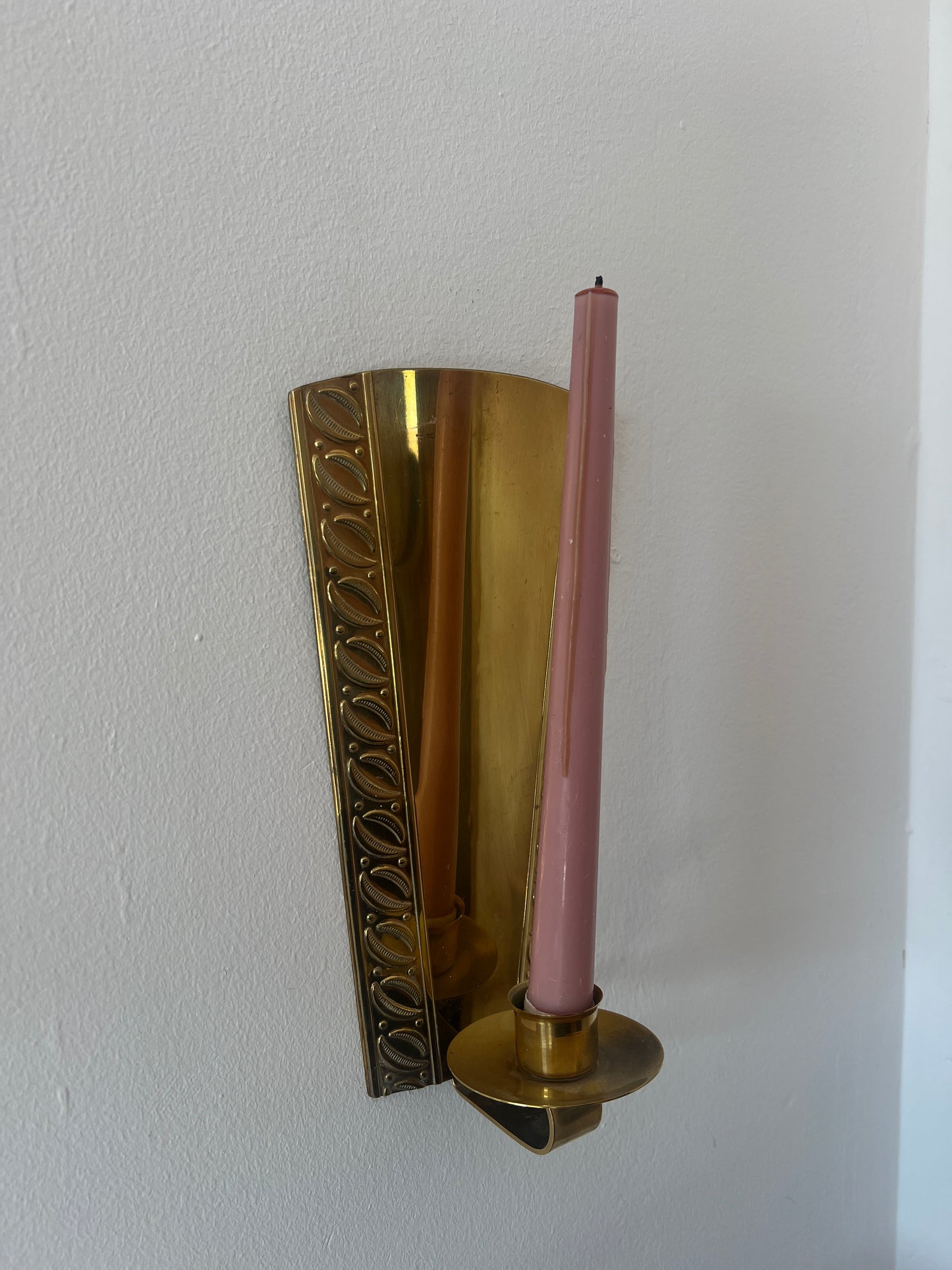 PAIR OF BRASS CRESCENT SCONCES