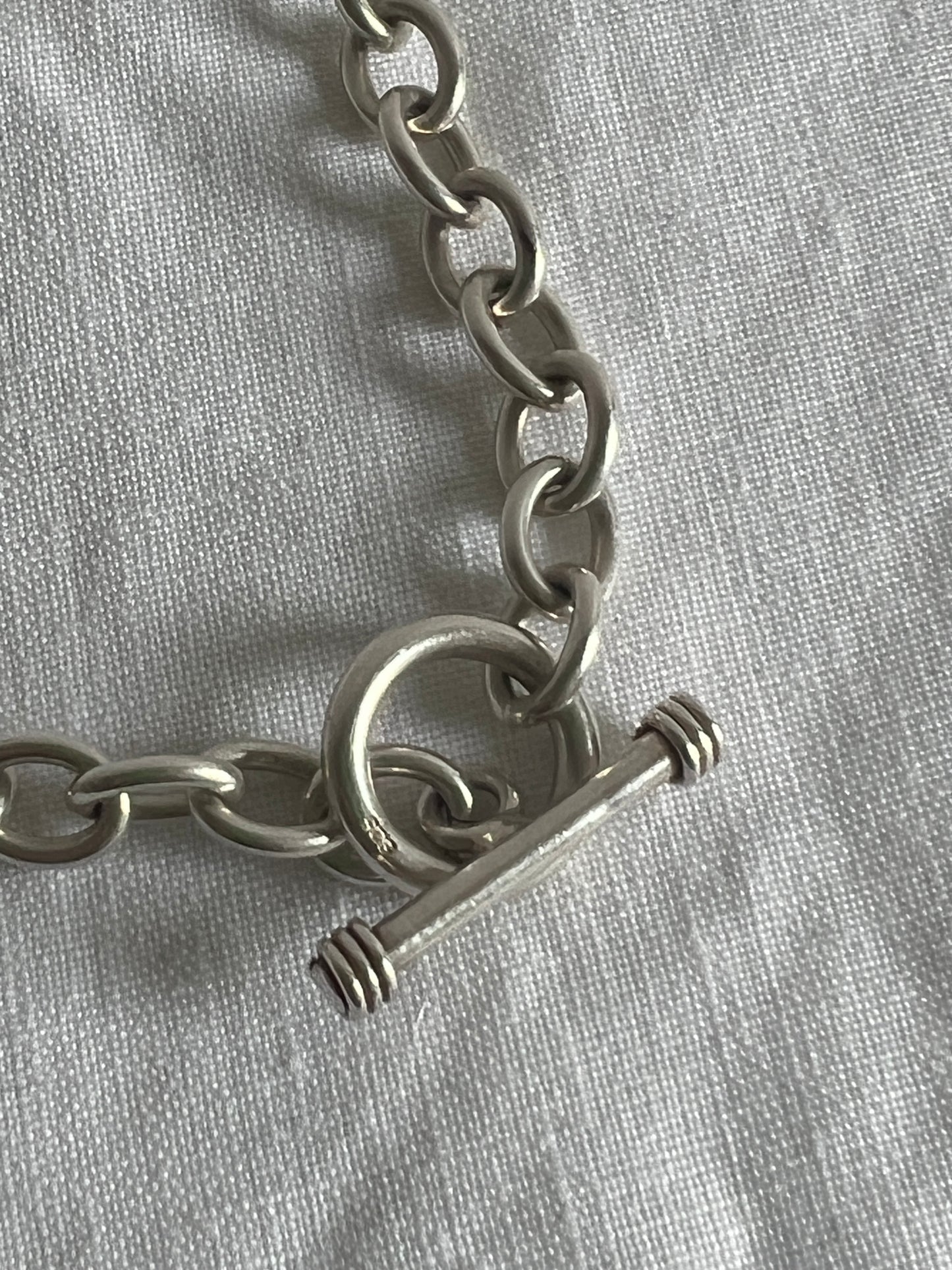 ANCHOR SILVER NECKLACE WITH DETAILED T BAR