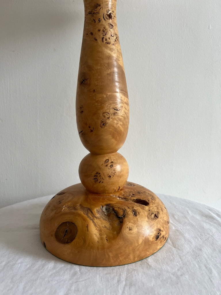 WOODEN TABLE LAMP WITH LINEN SHADE