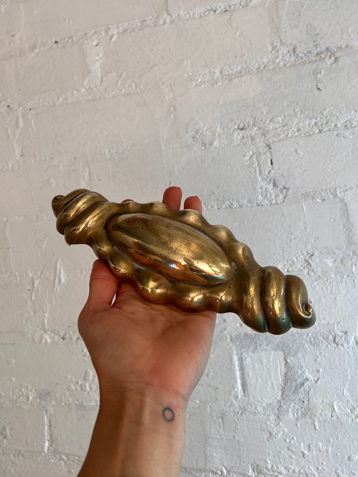 WEIGHTED BRASS SHELL DOOR STOP