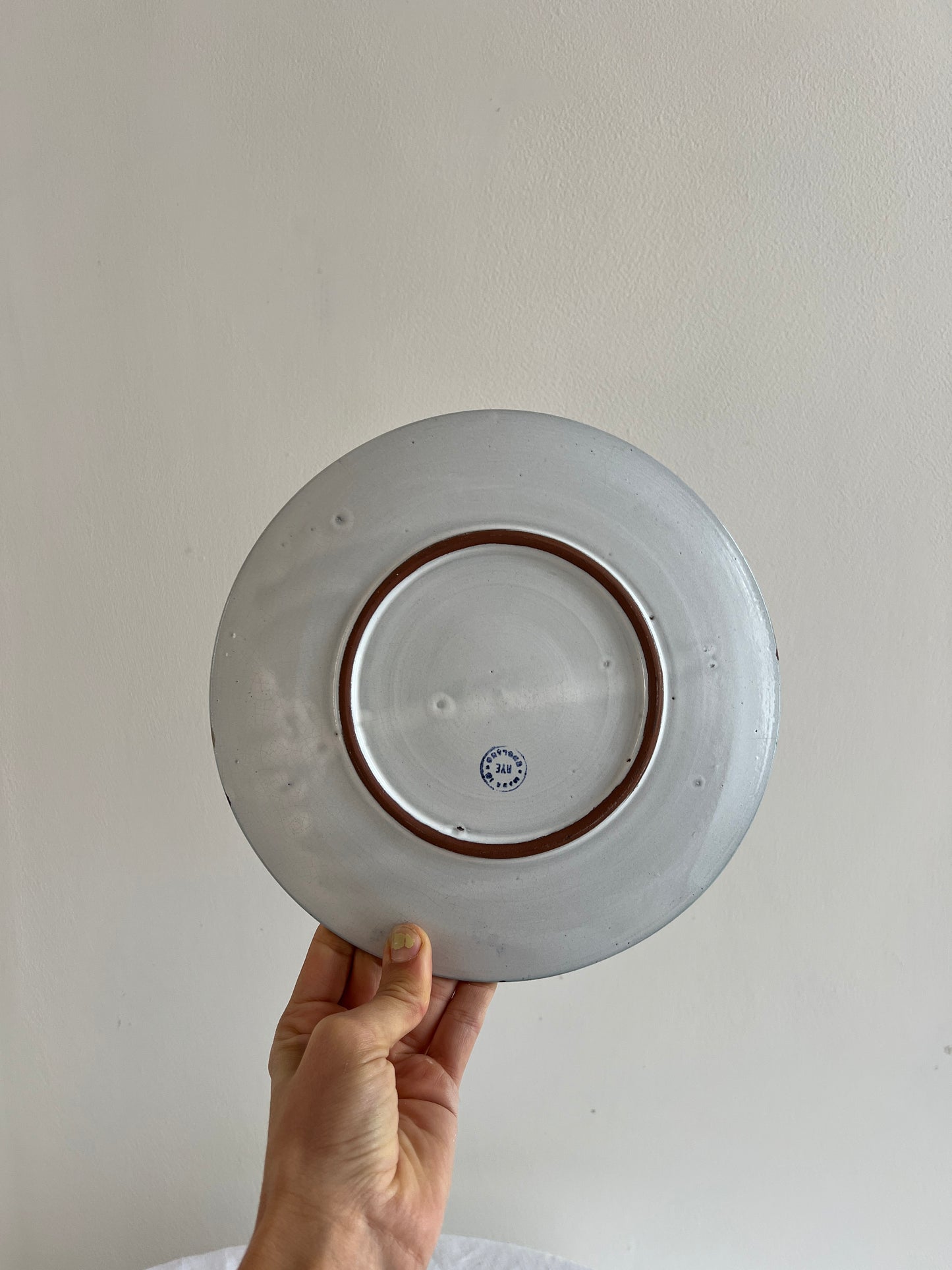 BRUSHSTROKE FIGURE WALL PLATE