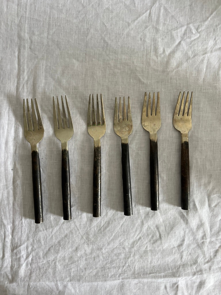 24 piece wiggle metal cutlery set