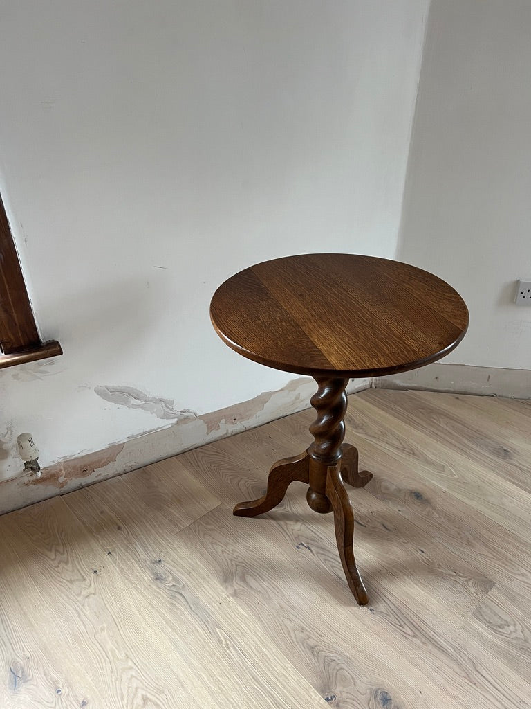 CIRCULAR SPIRAL & BALL WOOD SIDE TABLE