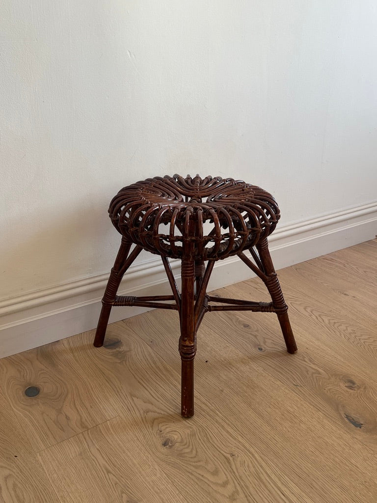 ALBINI STYLE RATTAN DARK STOOL