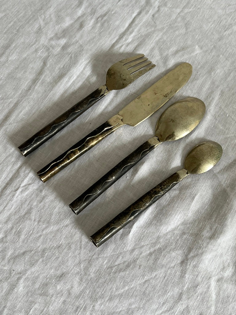 24 piece wiggle metal cutlery set