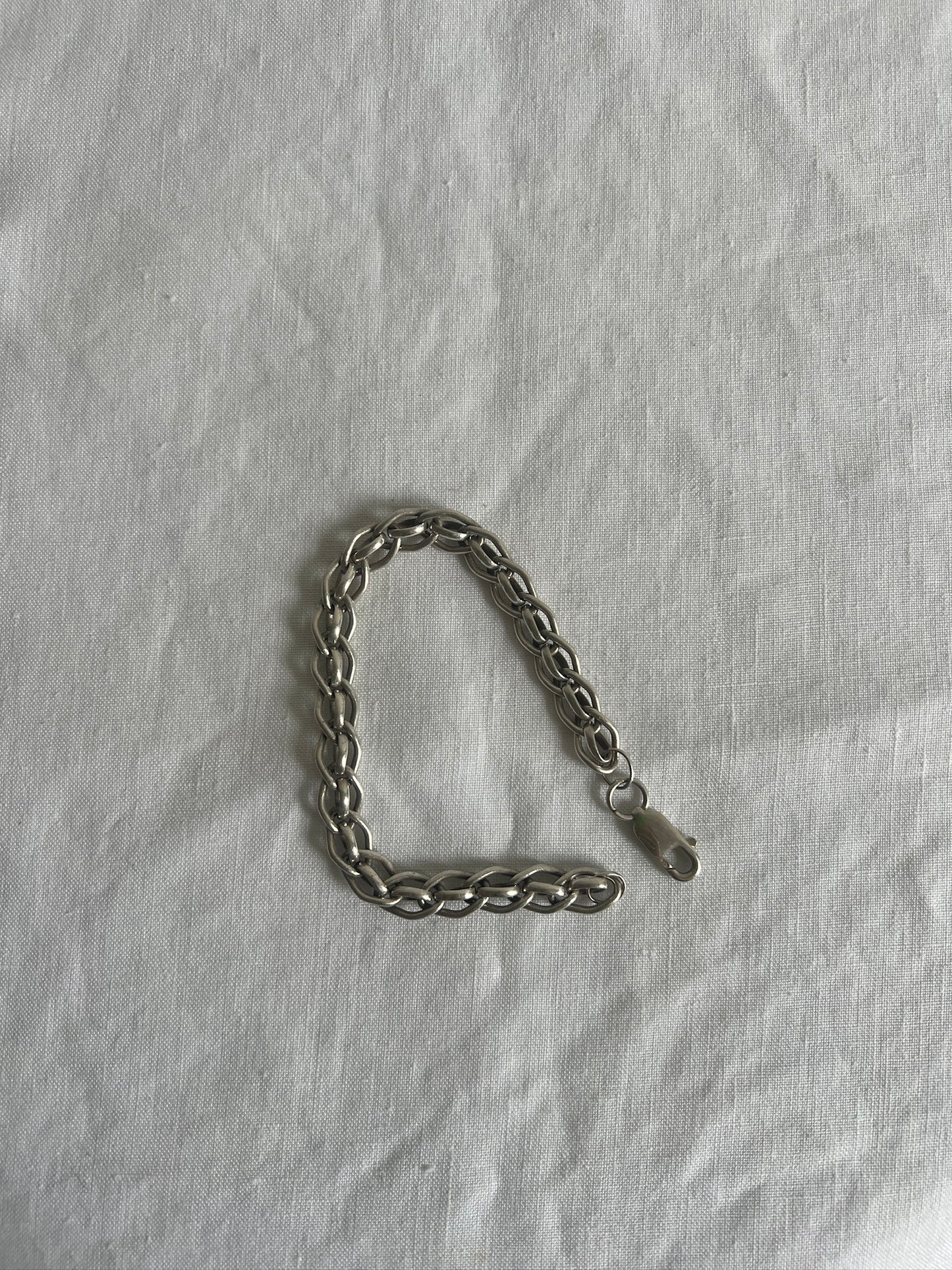 SILVER BRAIDED CHAIN BRACELET