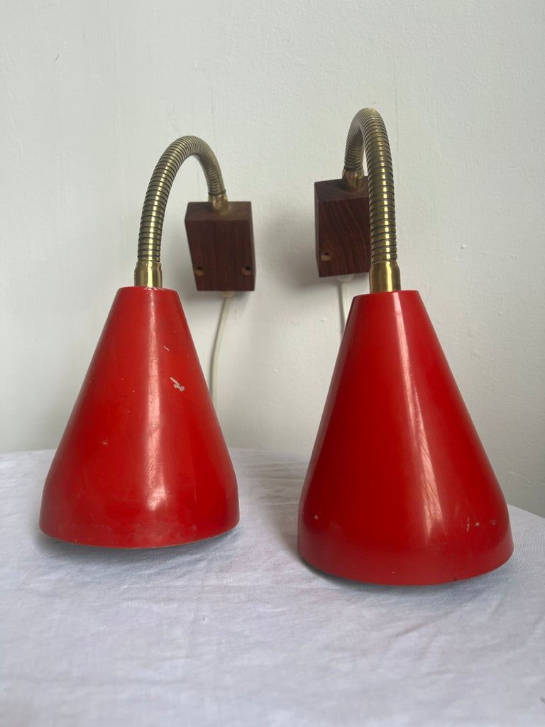 Pair of vintage red wall light with brass bendable arms