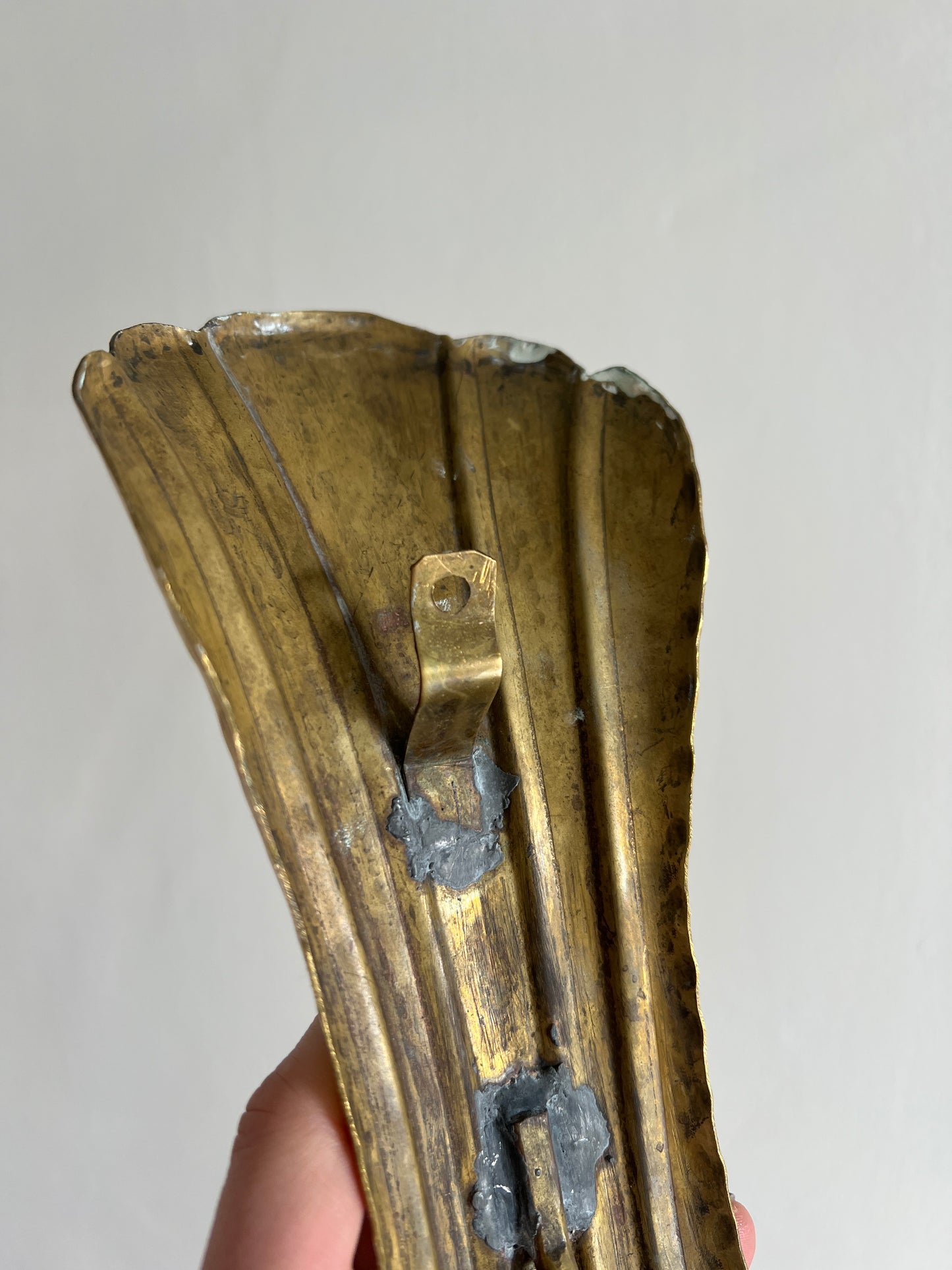 PAIR OF BRASS SEASHELL SCONCES