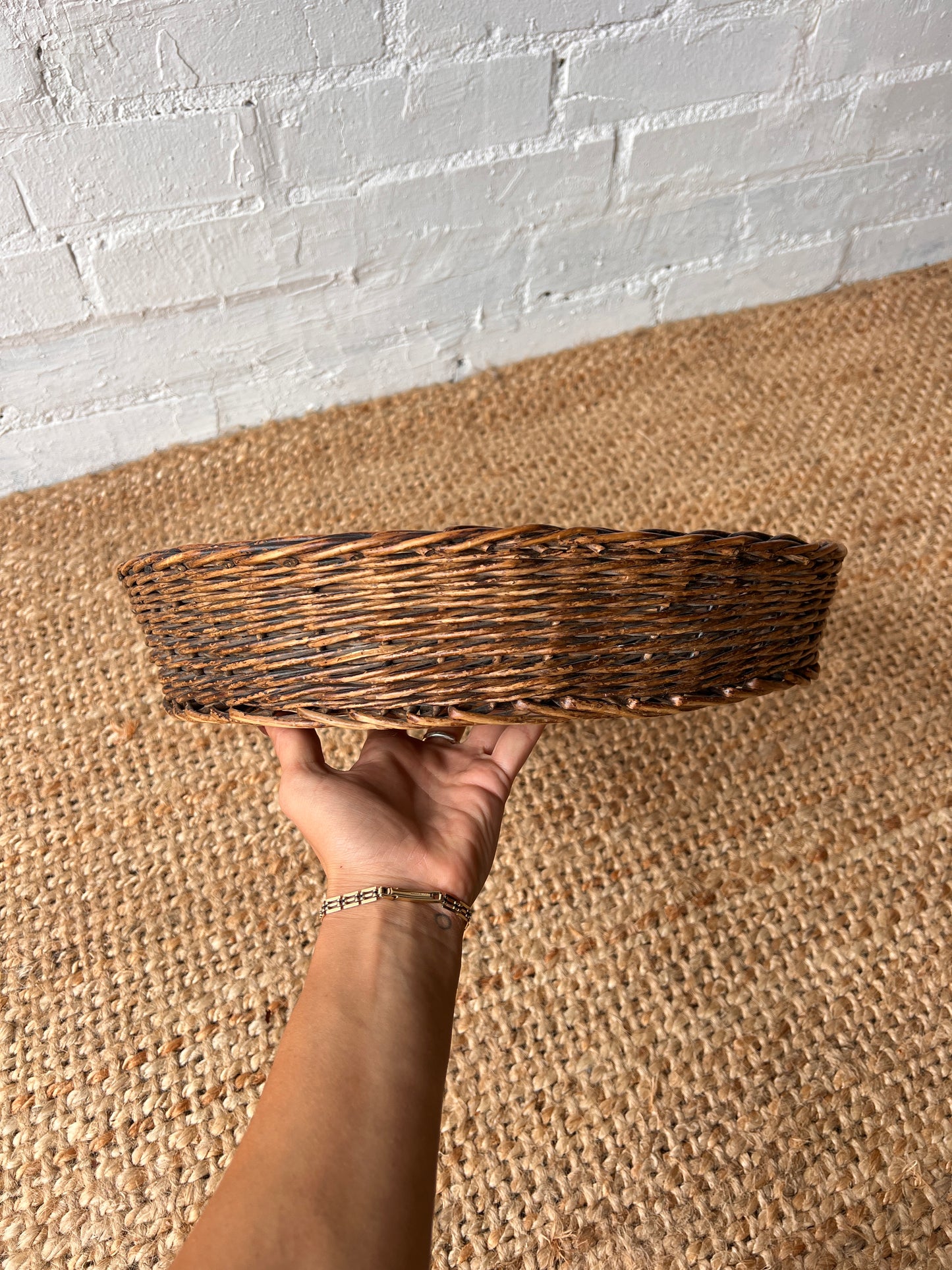 WOVEN WICKER FRUIT BASKET