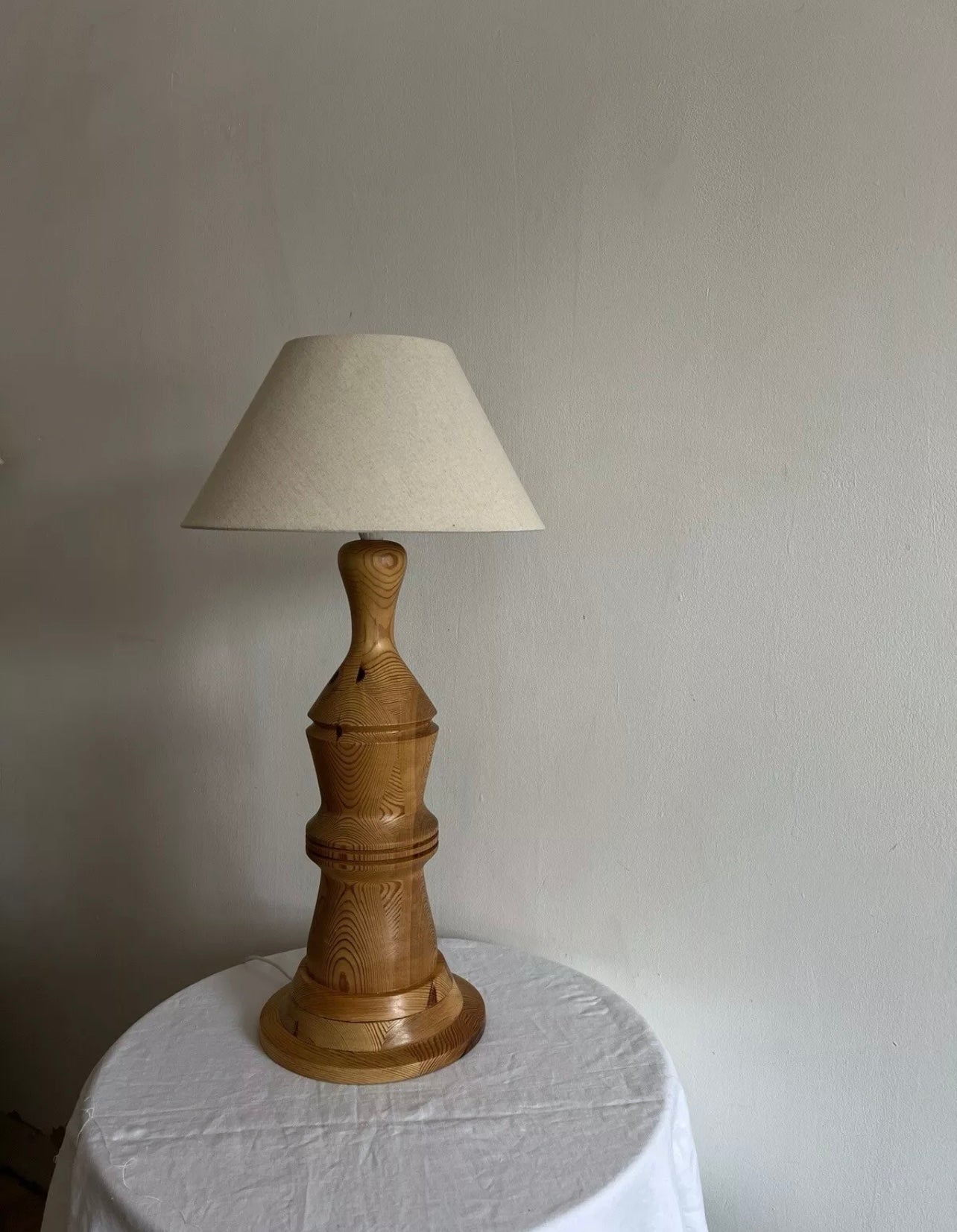 TALL PINE ZIG ZAG TABLE LAMP