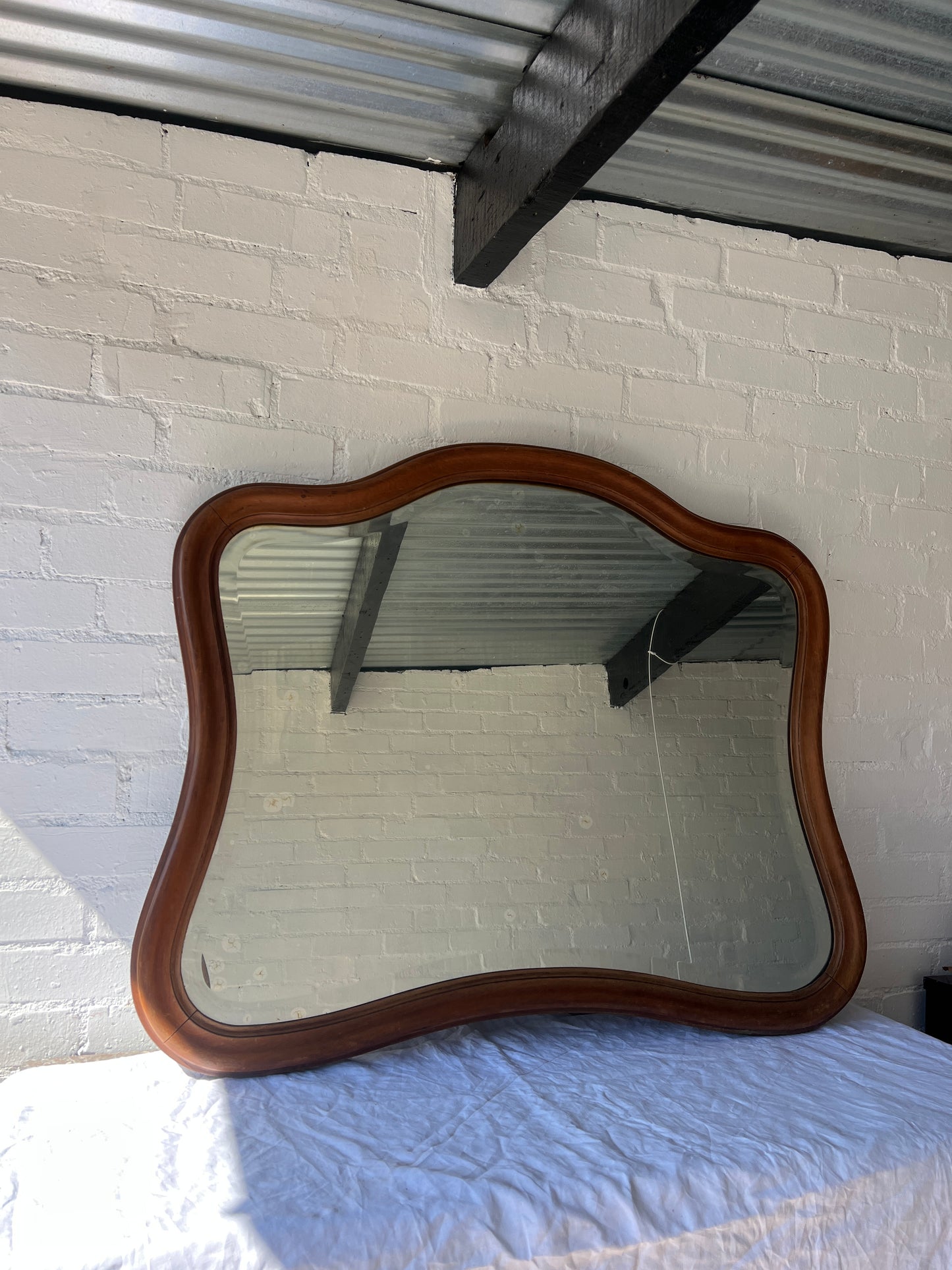 EXTRA LARGE WAVY WALNUT MIRROR