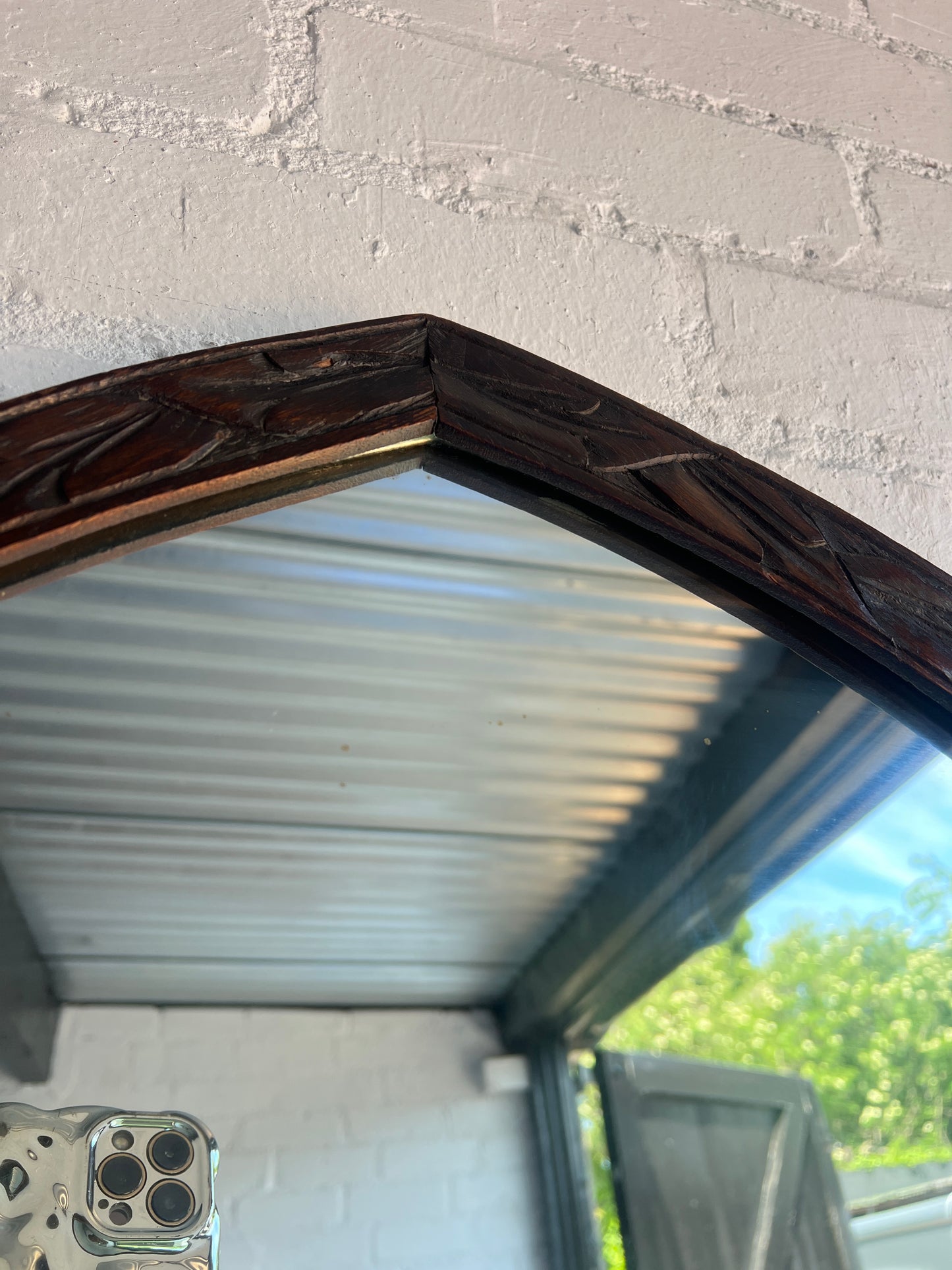 ARCHED CARVED MIRROR