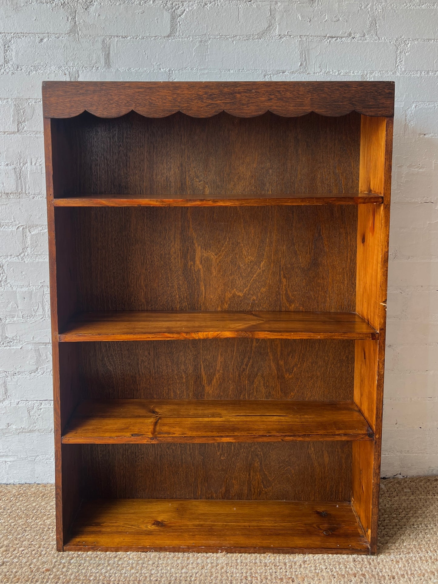 SCALLOP WOODEN BOOK CASE