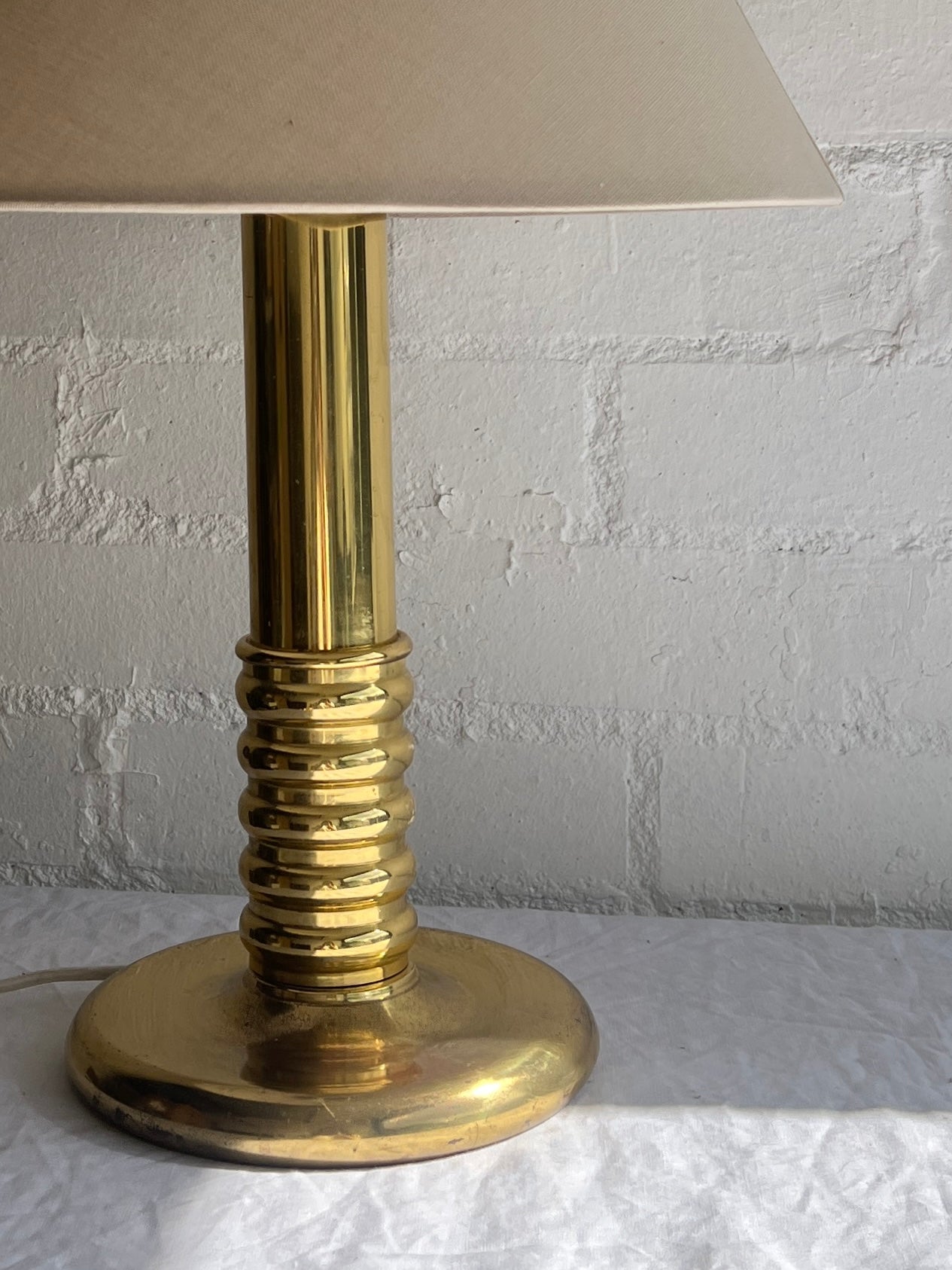 70S BRASS TABLE LAMP