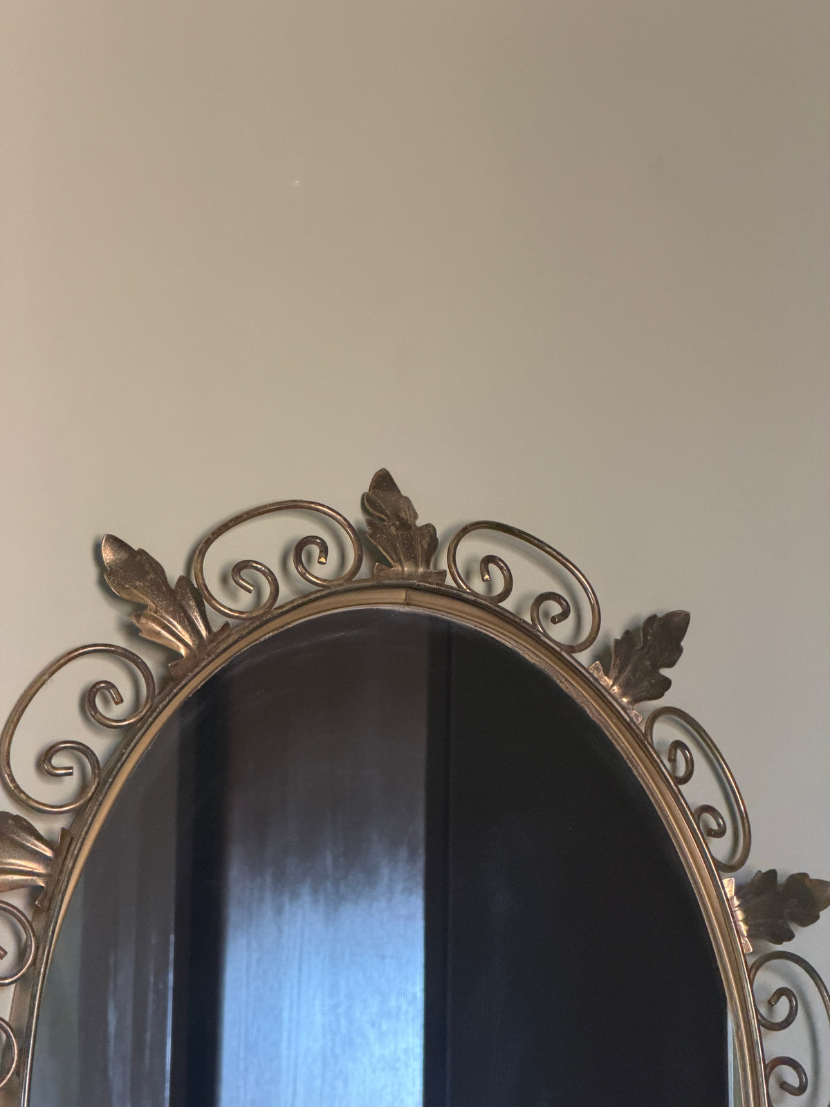 SMALL BRASS SUNBURST LEAF MIRROR