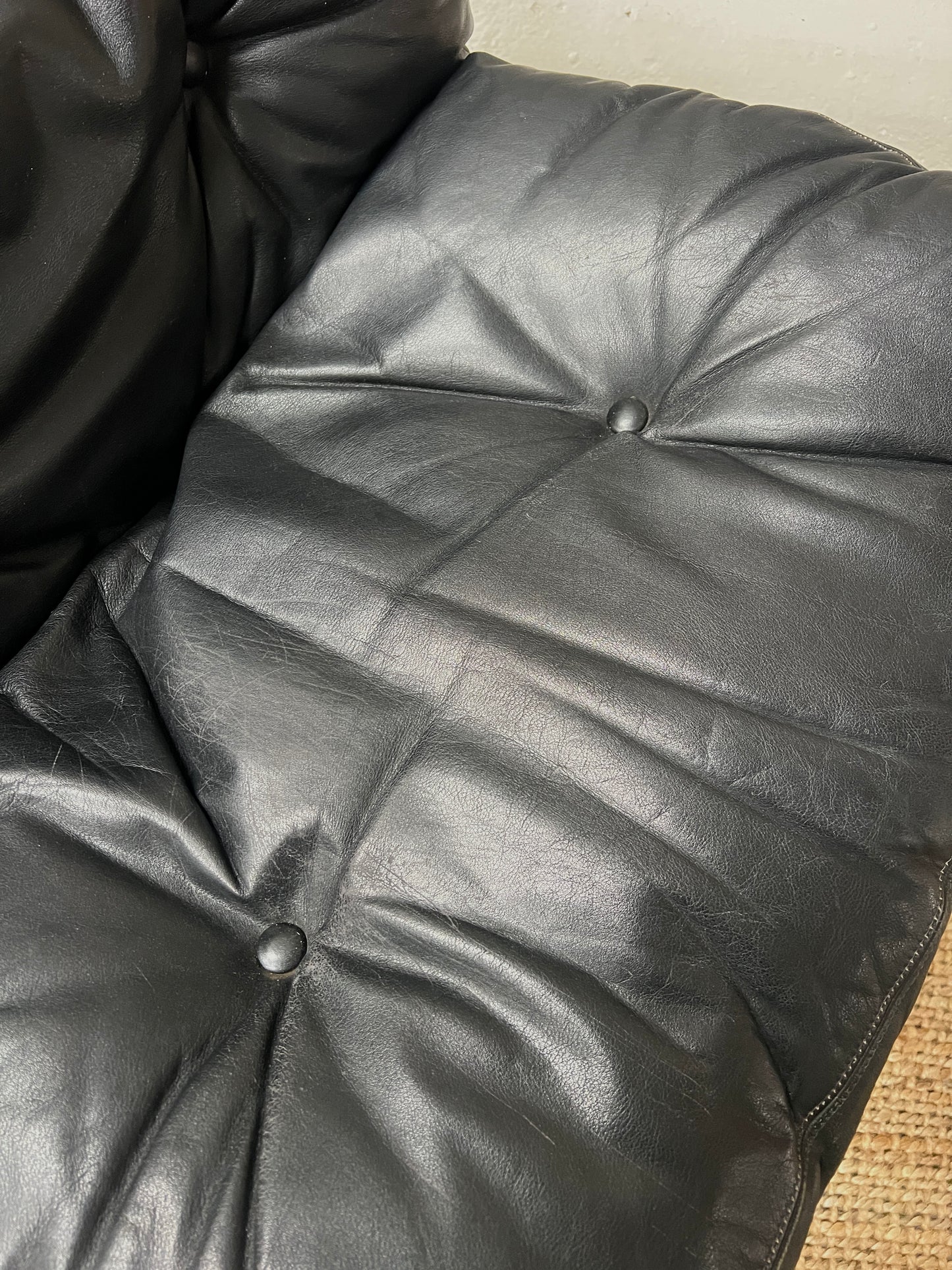 INGMAR RELLING BLACK LEATHER CHAIR
