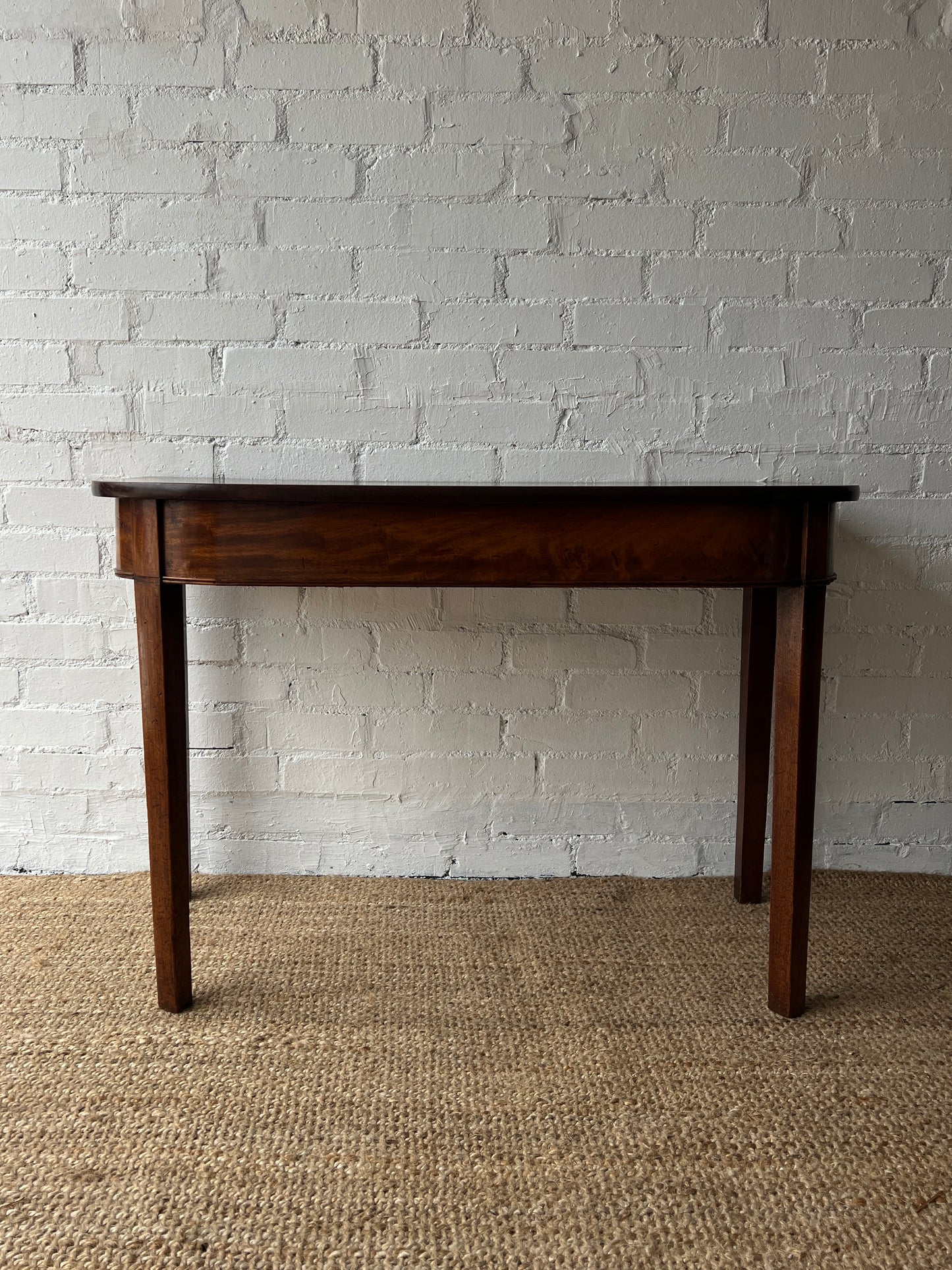 MAHOGANY HALLWAY CONSOLE TABLE