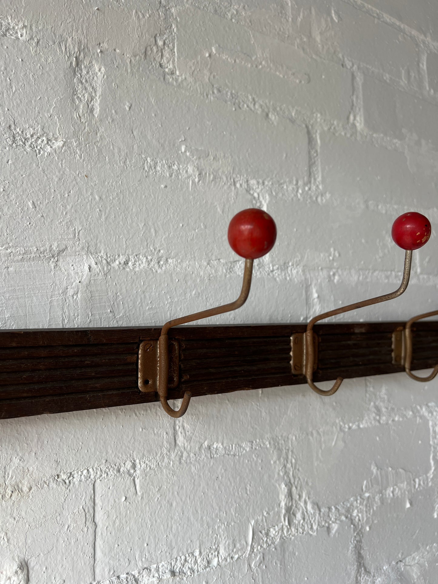 FRENCH RED HOOKS