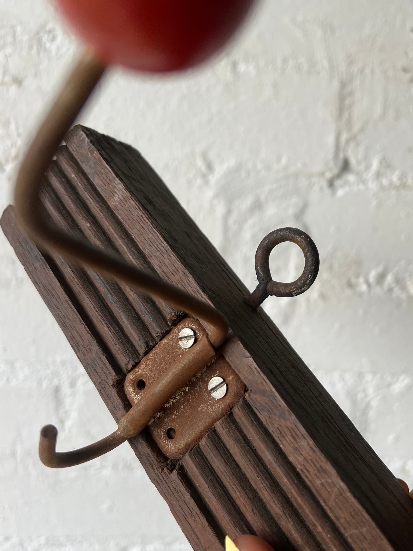 FRENCH RED HOOKS
