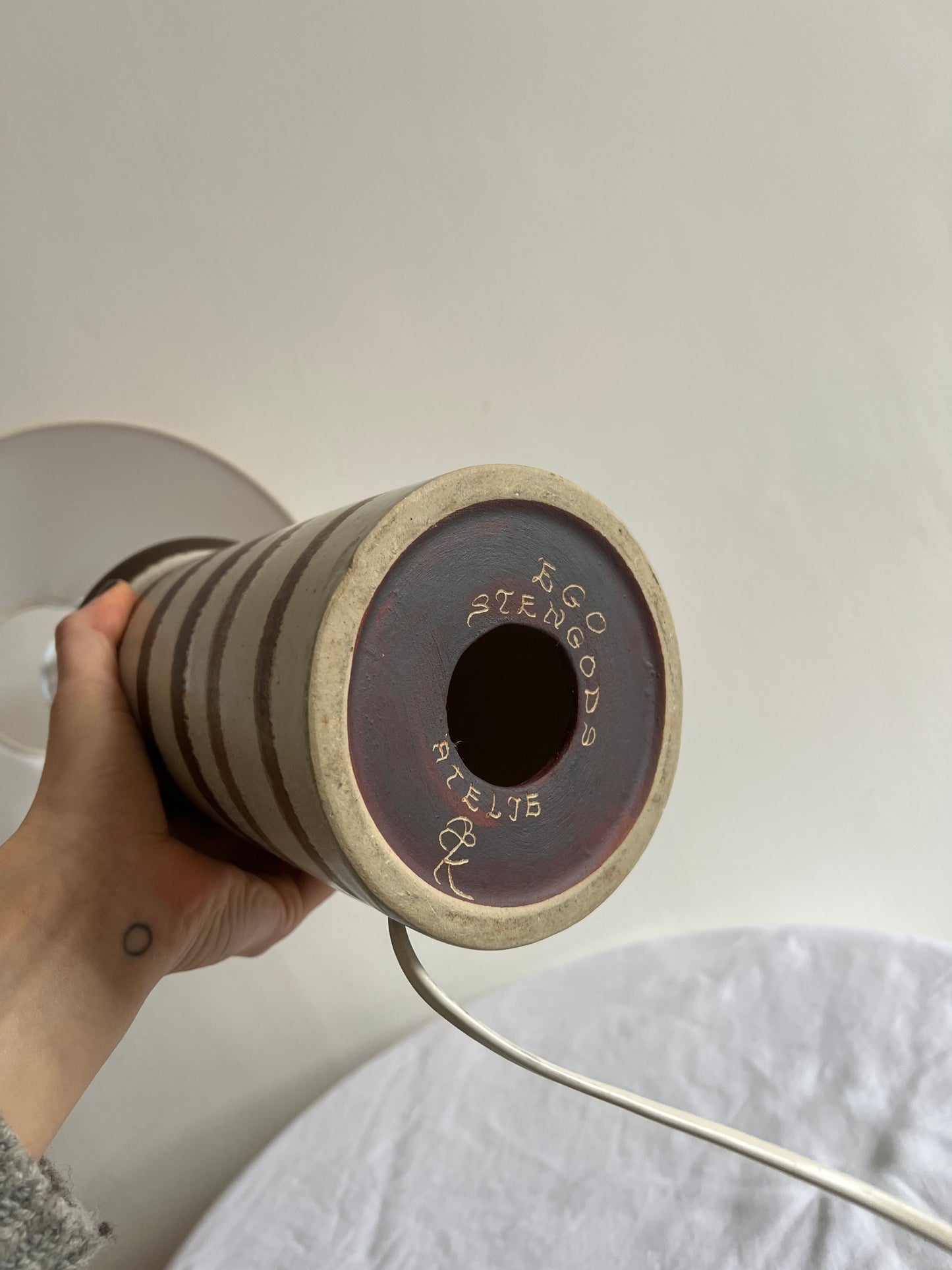 CERAMIC STRIPED TABLE LAMP BY BRUNO KARLSSON