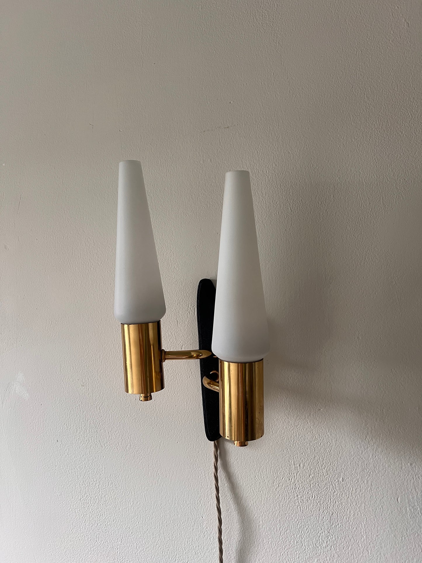 SWEDISH BLACK & OPAL GLASS WALL LIGHT