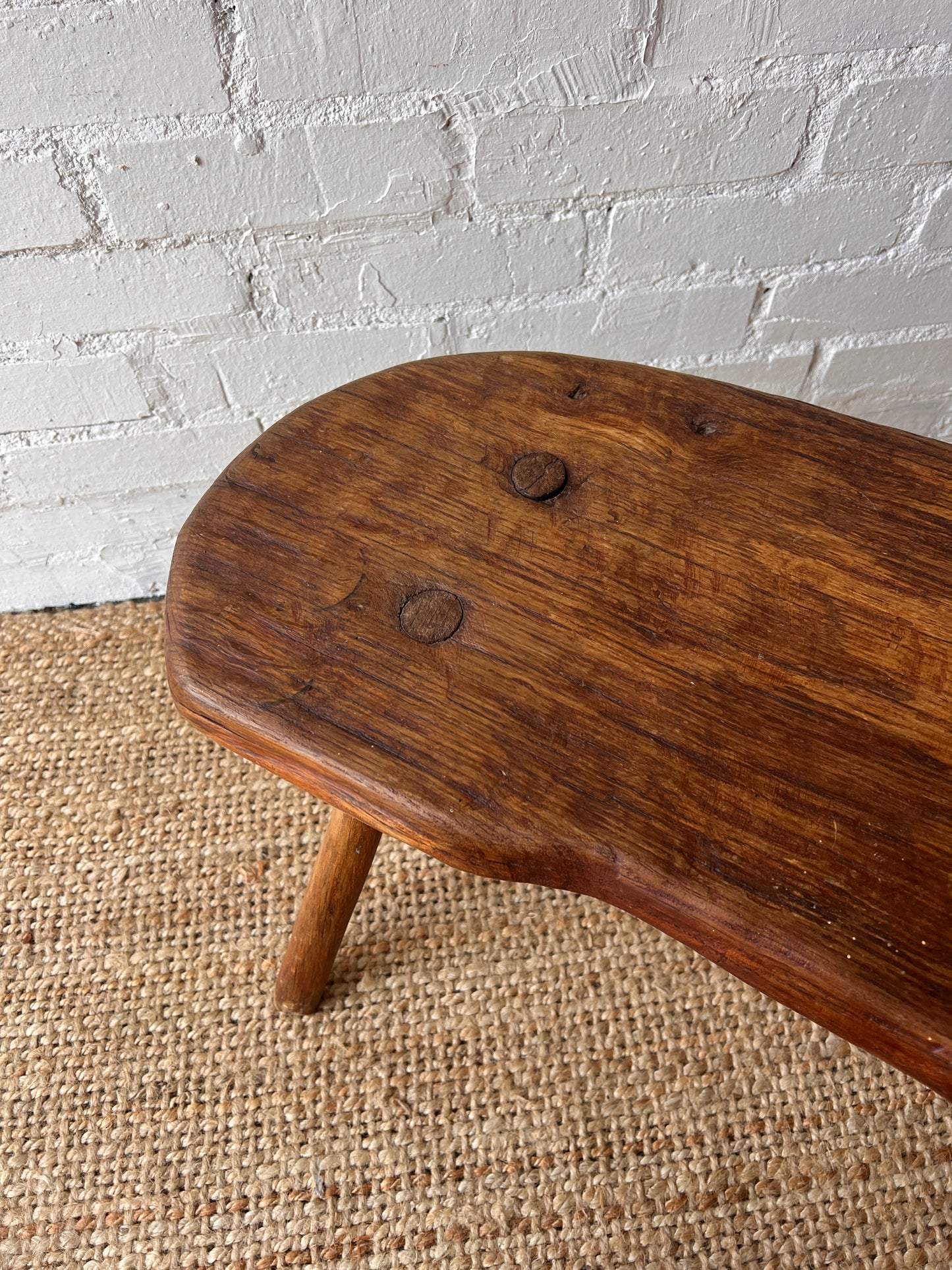 FRENCH LIVE EGE CURVED OAK BENCH