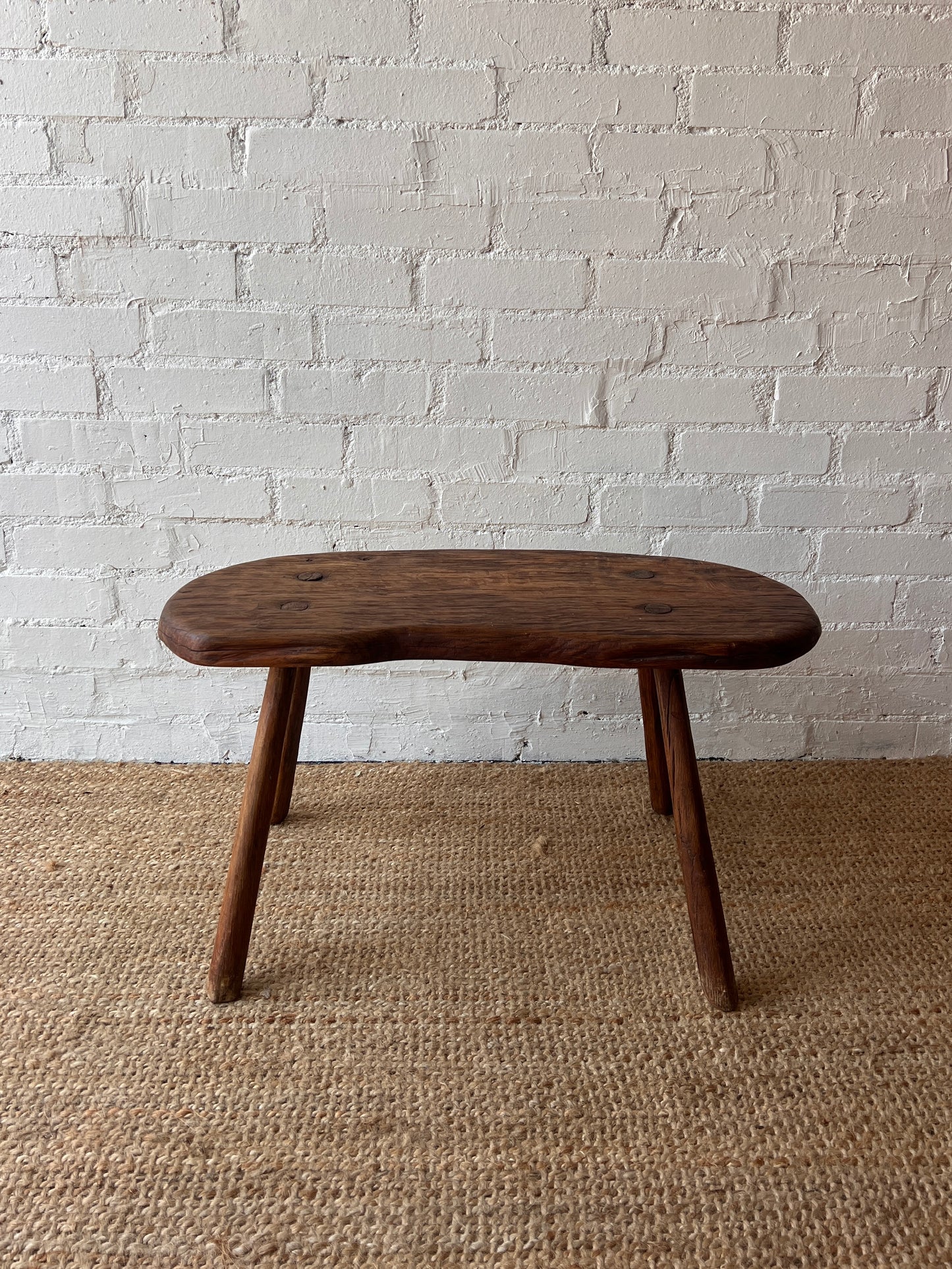 FRENCH LIVE EGE CURVED OAK BENCH