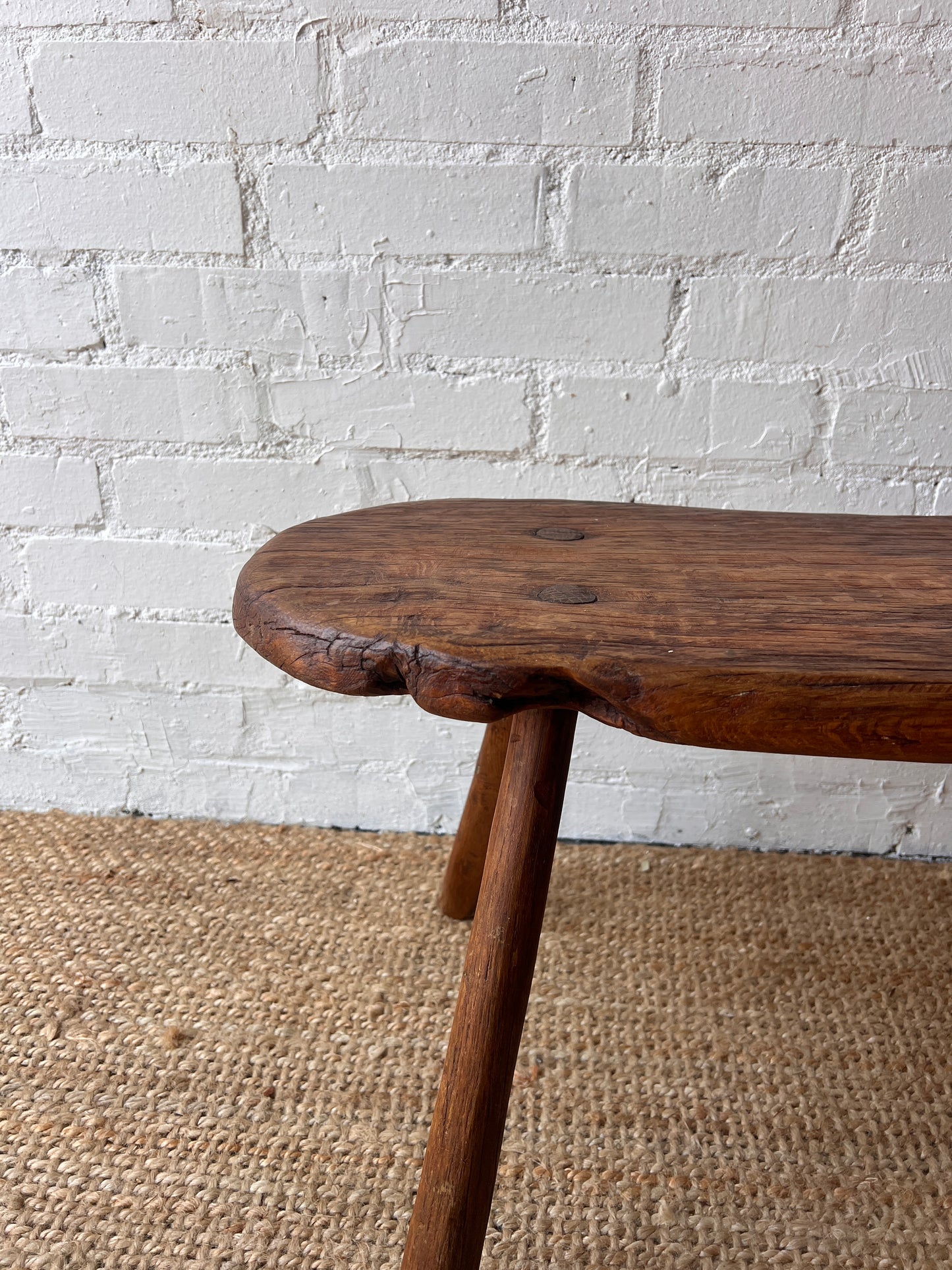 FRENCH LIVE EGE CURVED OAK BENCH