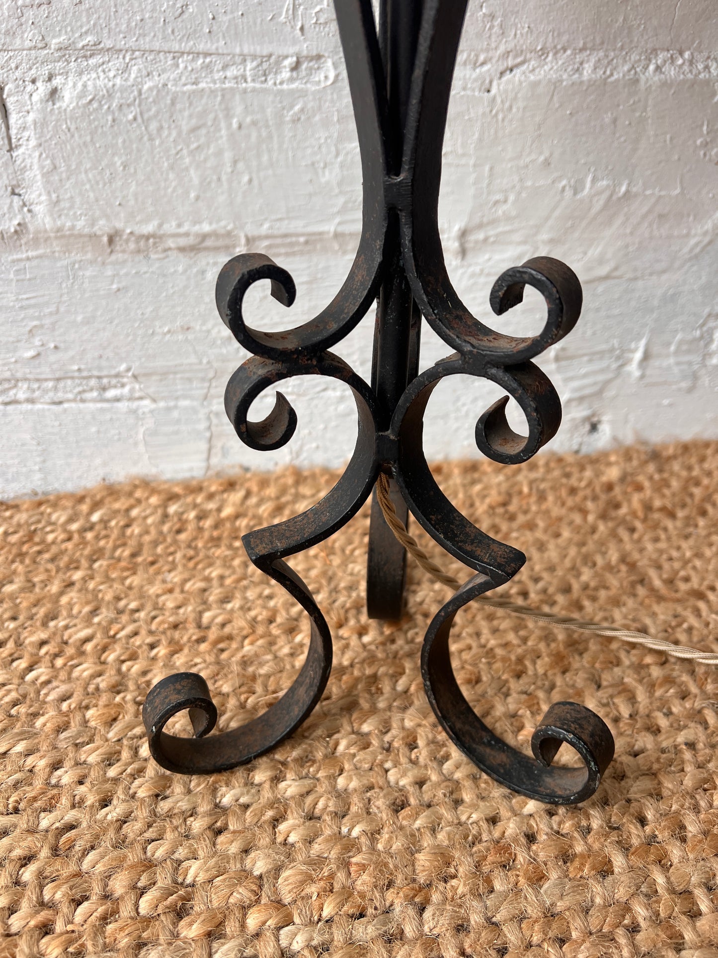 BLACK IRON FRENCH LAMP