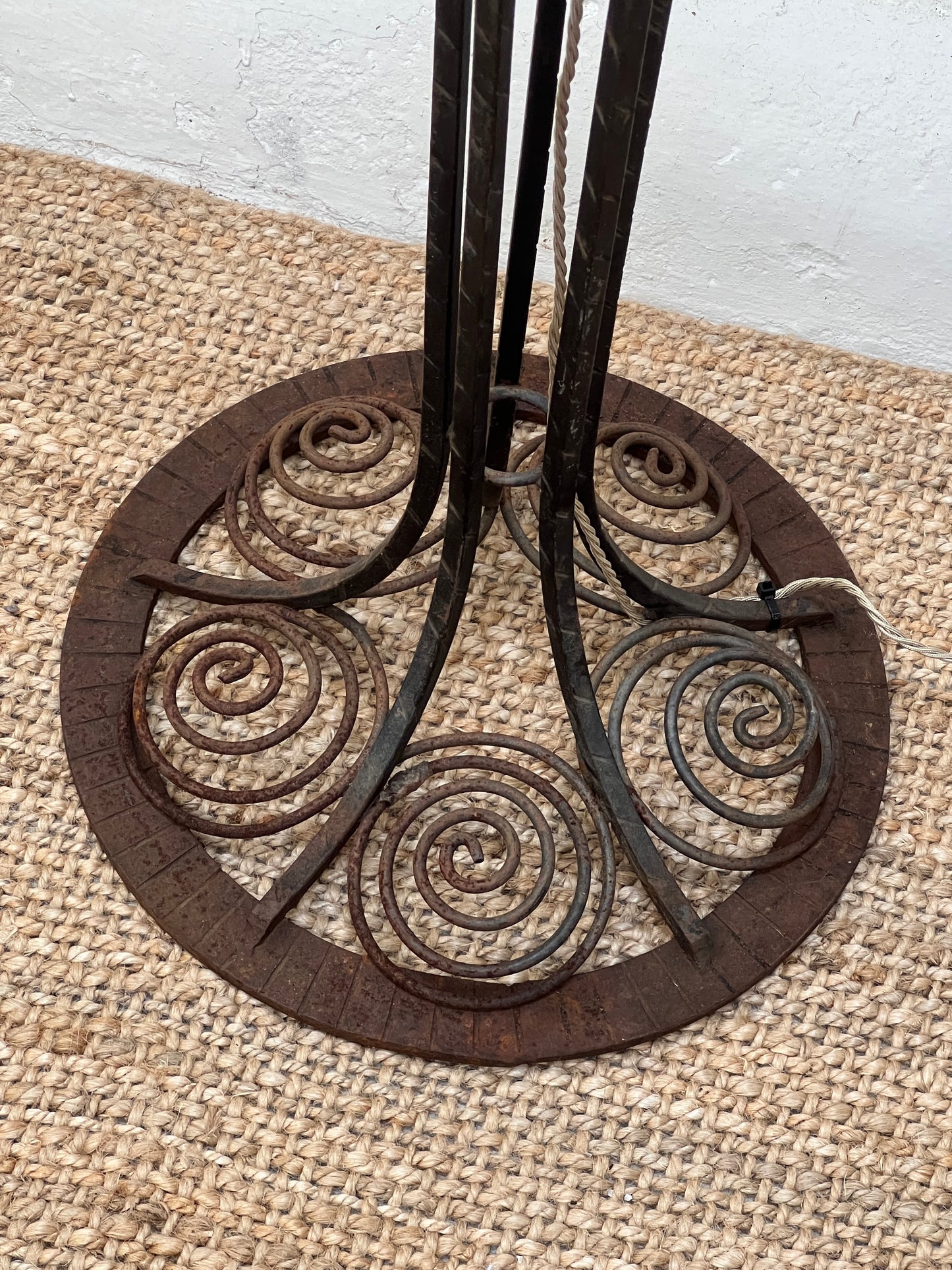 ART NOUVEAU TALL SPIRAL FLOOR LAMP - ONE