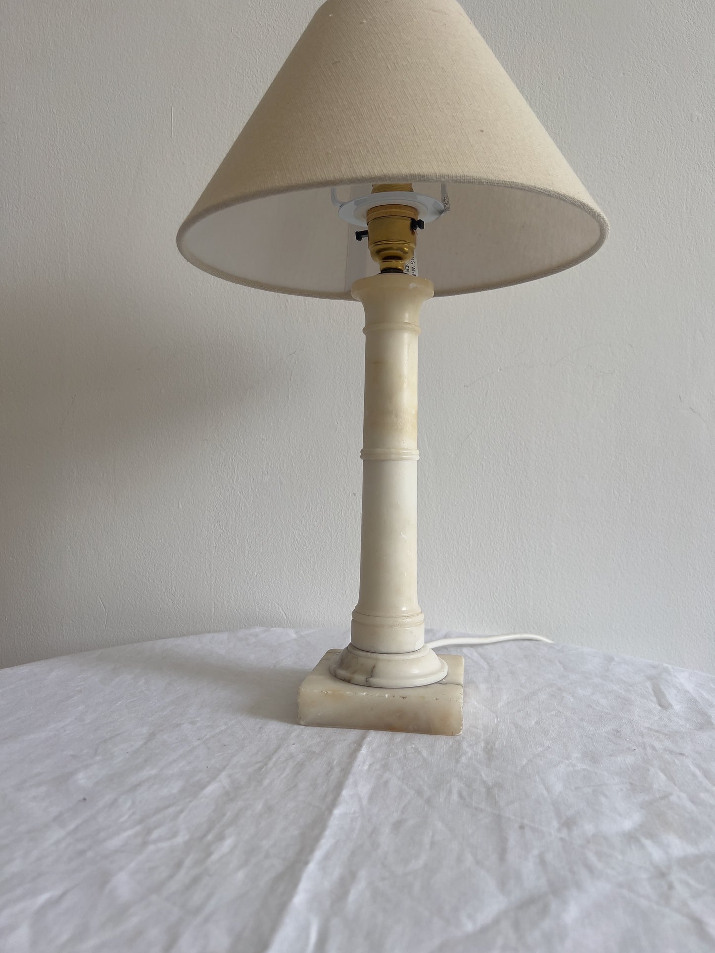 CREAM MARBLE LAMP