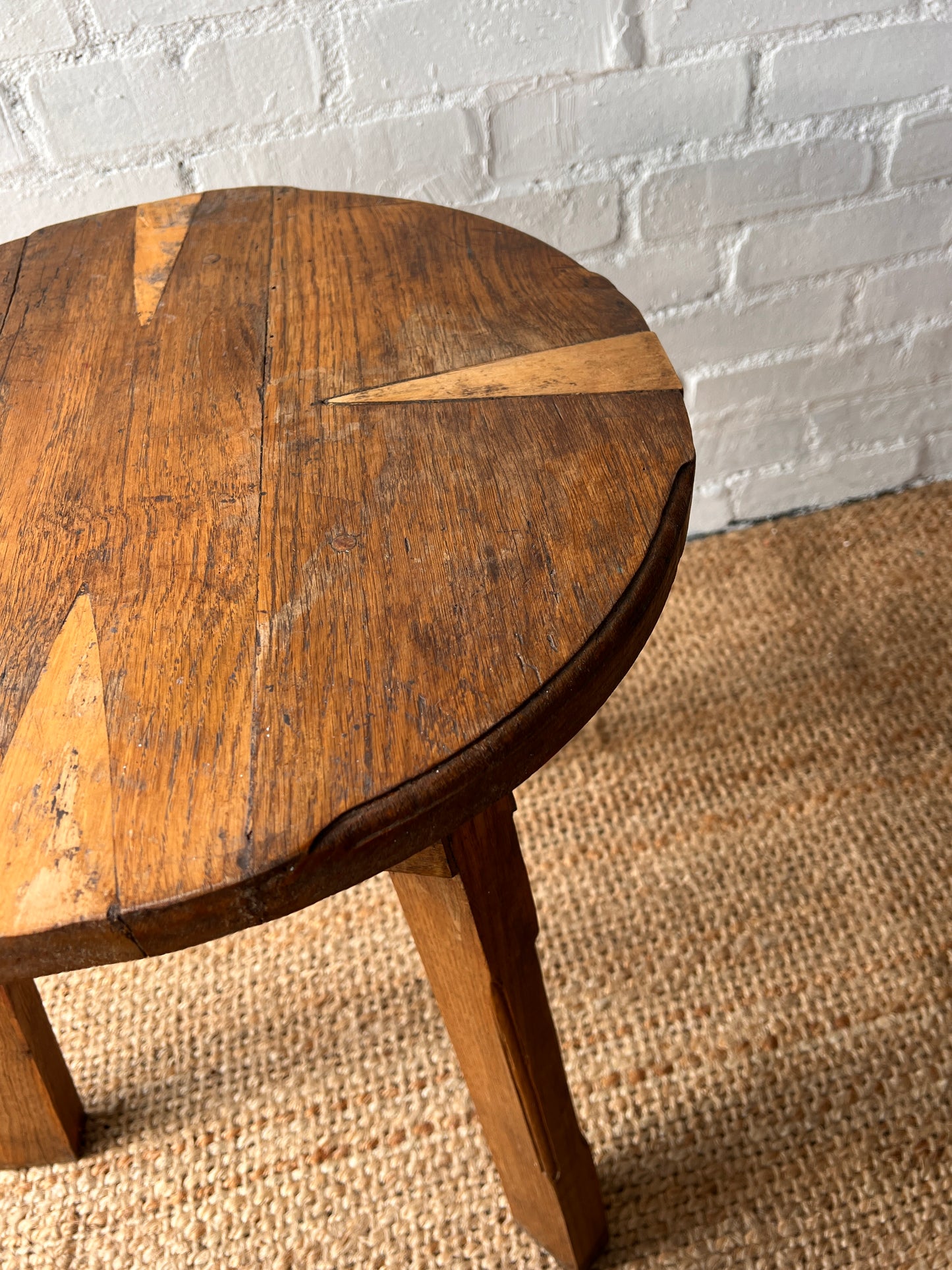 ARTS AND CRATFS SIDE TABLE