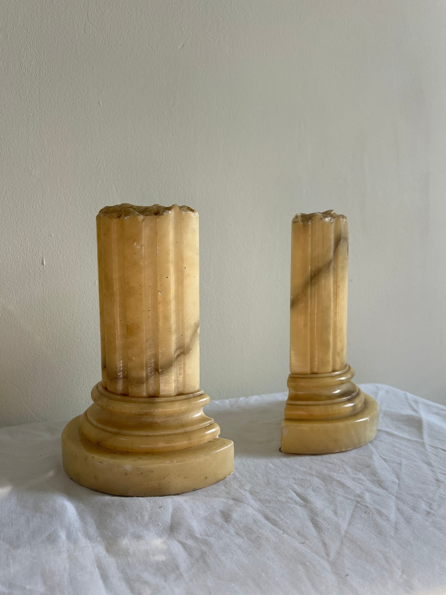 YELLOW ONYX PILLAR BOOK ENDS