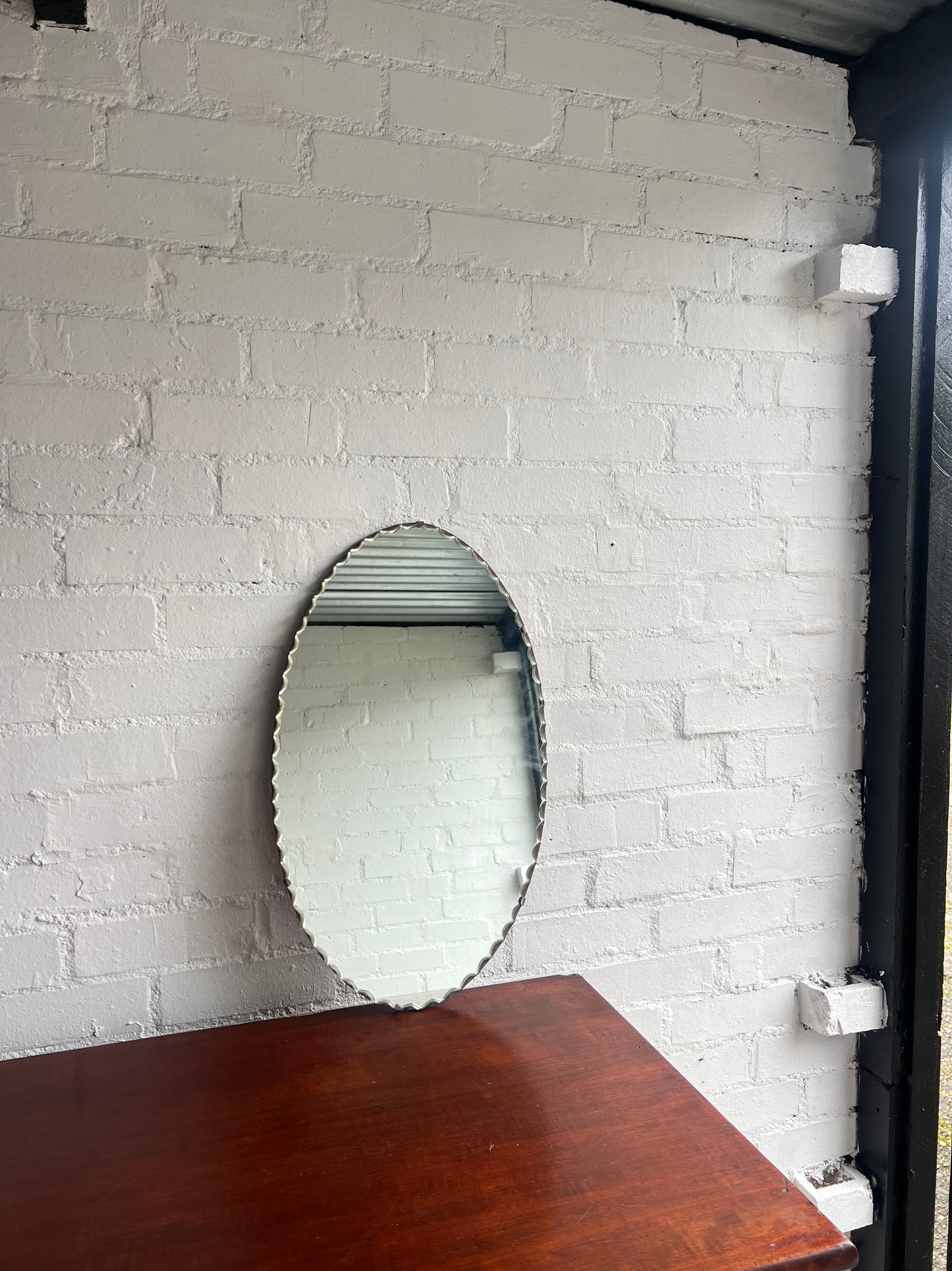 BEVELLED EDGE OVAL MIRROR