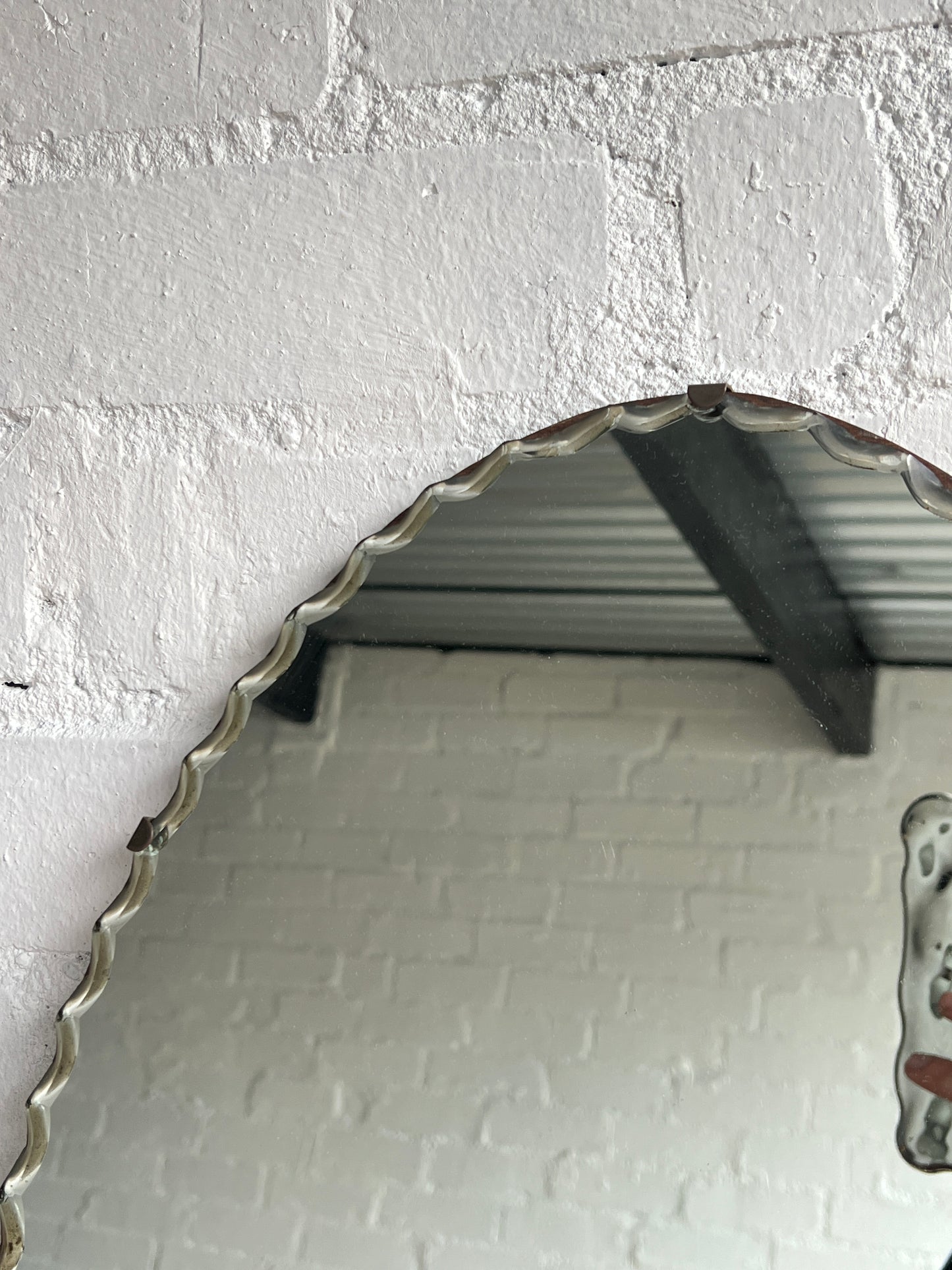 BEVELLED EDGE OVAL MIRROR