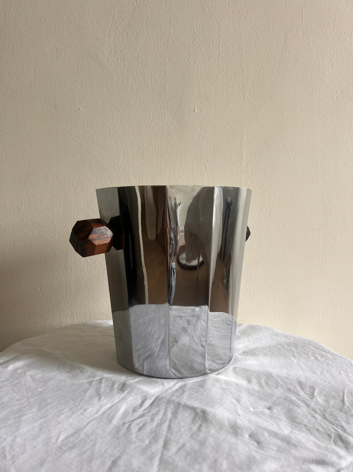 CHROME ART DECO ICE BUCKET