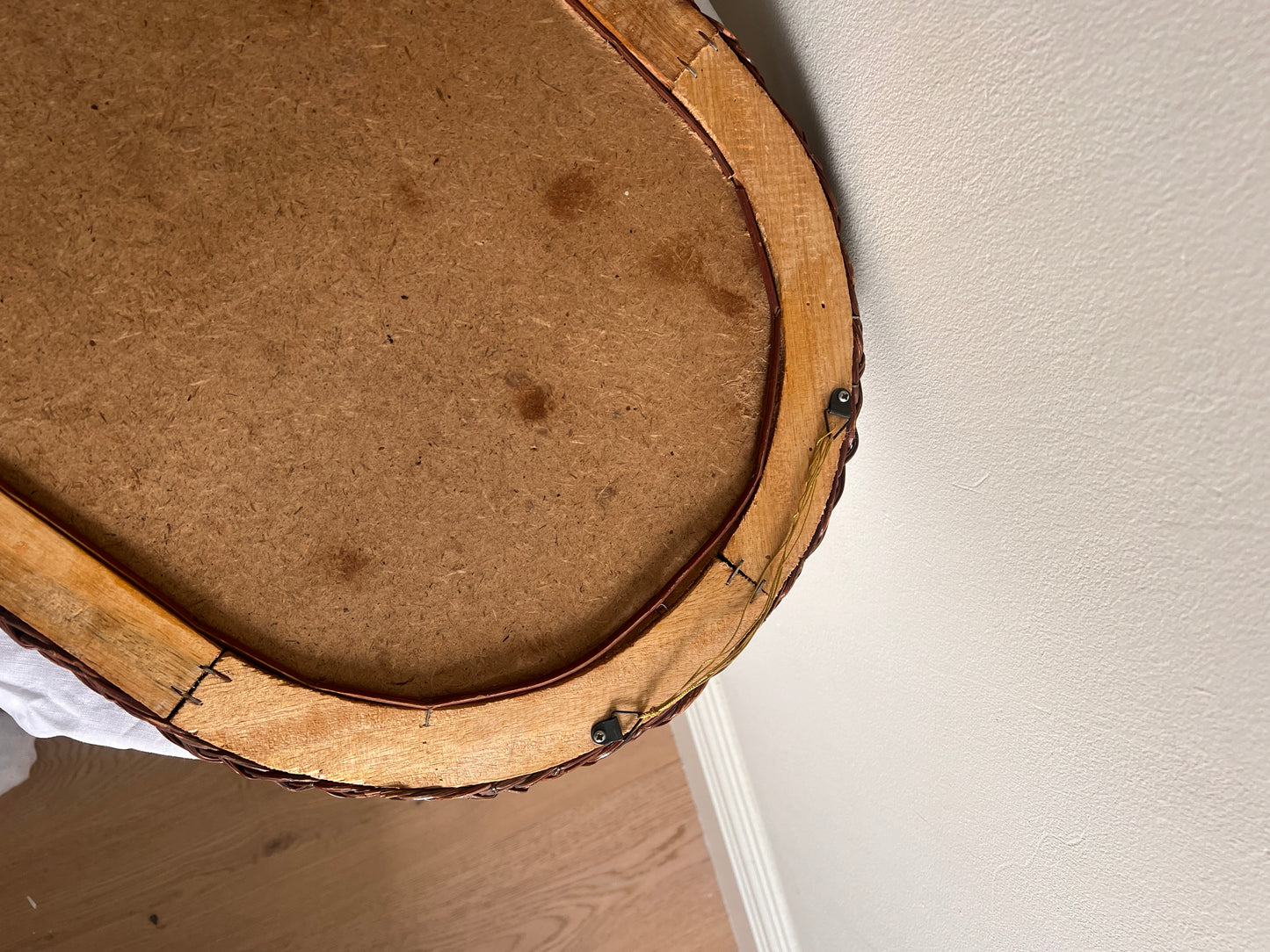 OVAL WICKER MIRROR