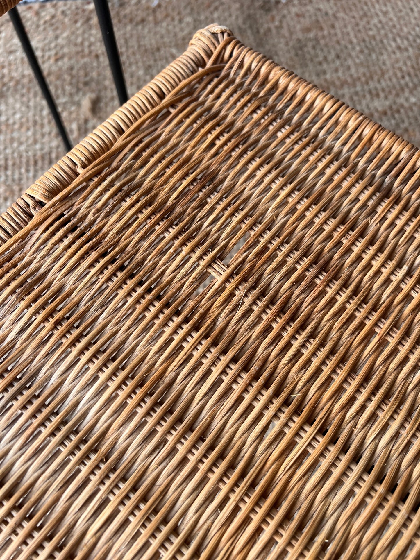 SET OF WICKER NESTING TABLES