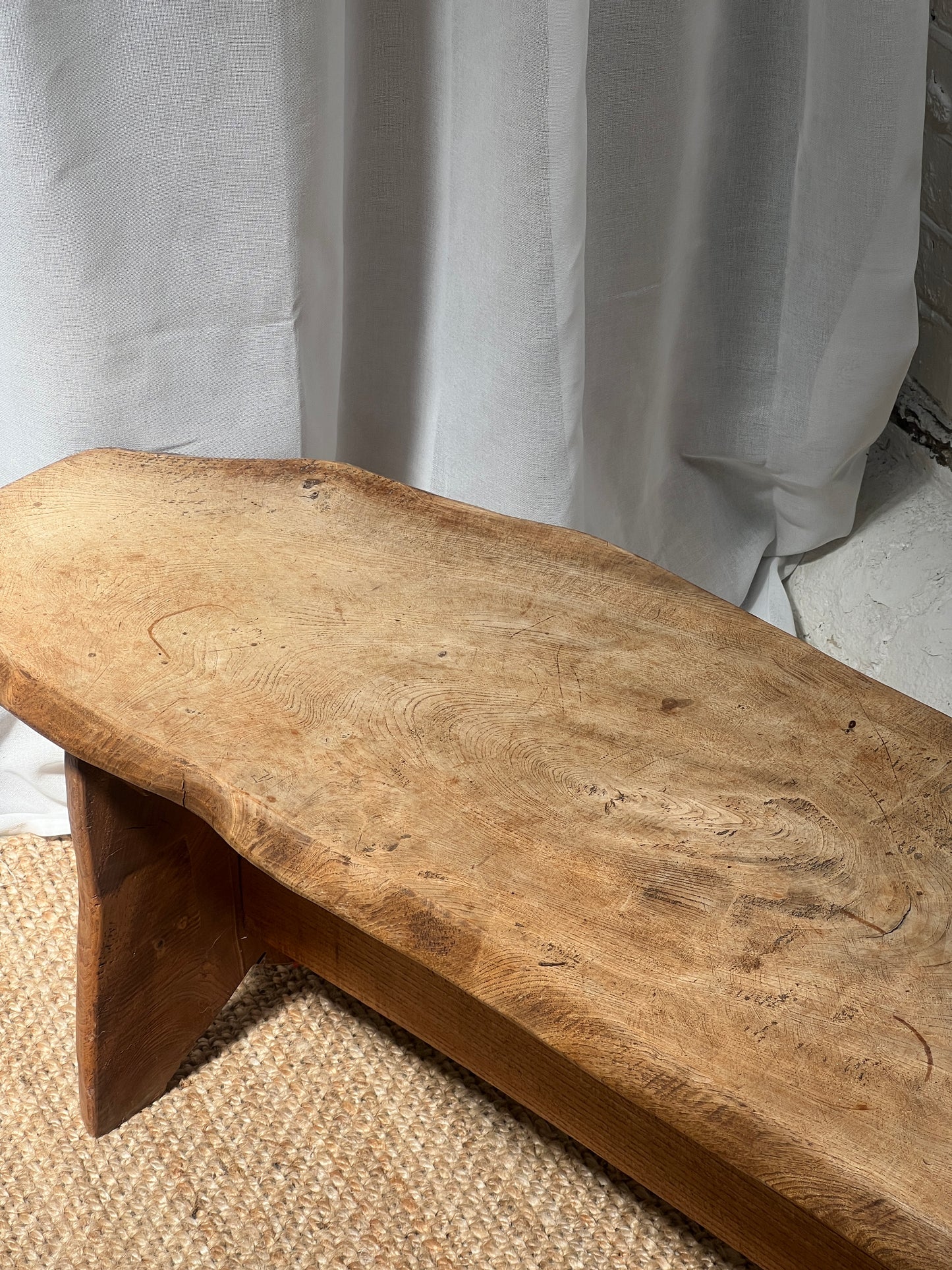 WOOD LONG WAVY BENCH