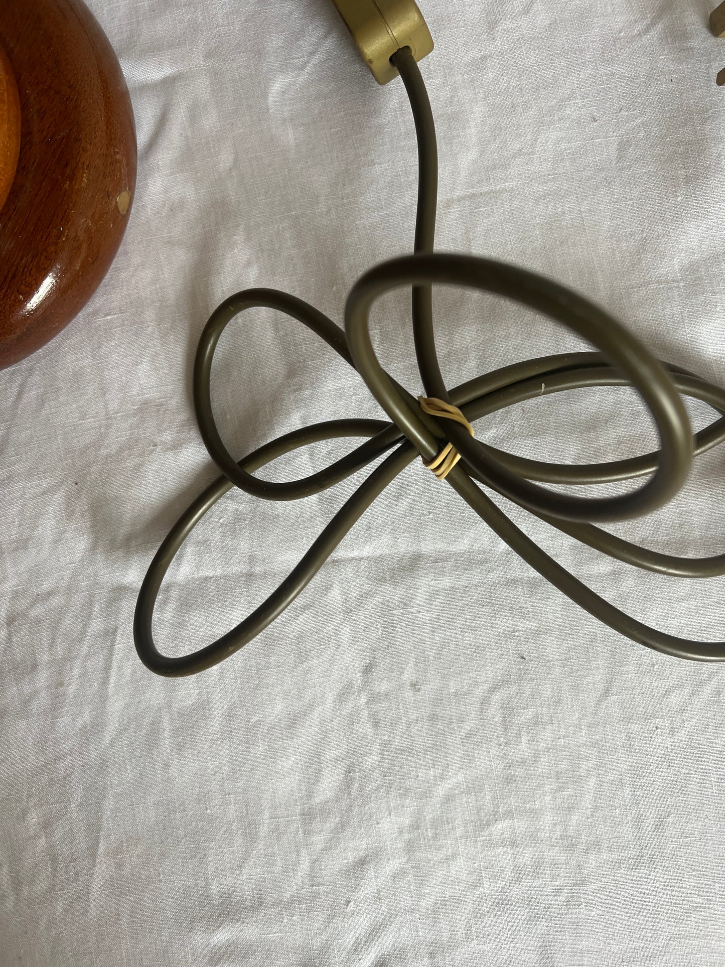 MID CENTURY CYLINDER WOODEN TABLE LAMP